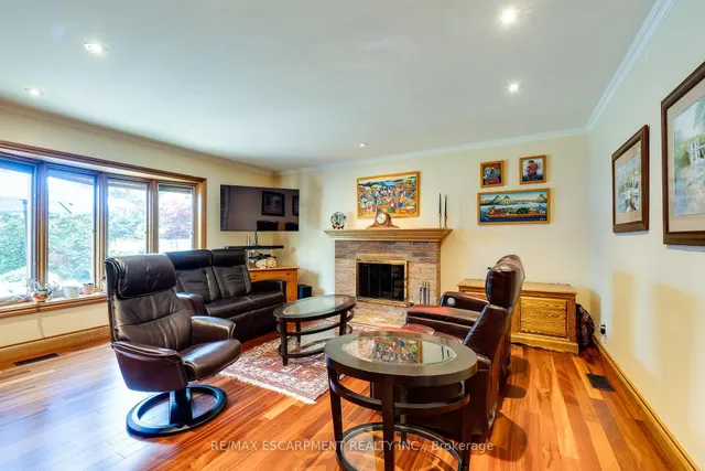 Additional property image - 399 Goodram Dr