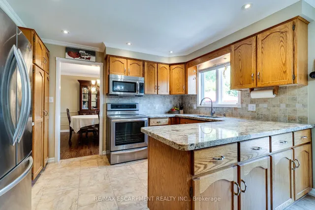 Additional property image - 399 Goodram Dr