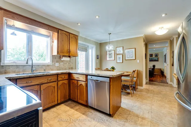 Additional property image - 399 Goodram Dr