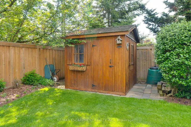Additional property image - 399 Goodram Dr