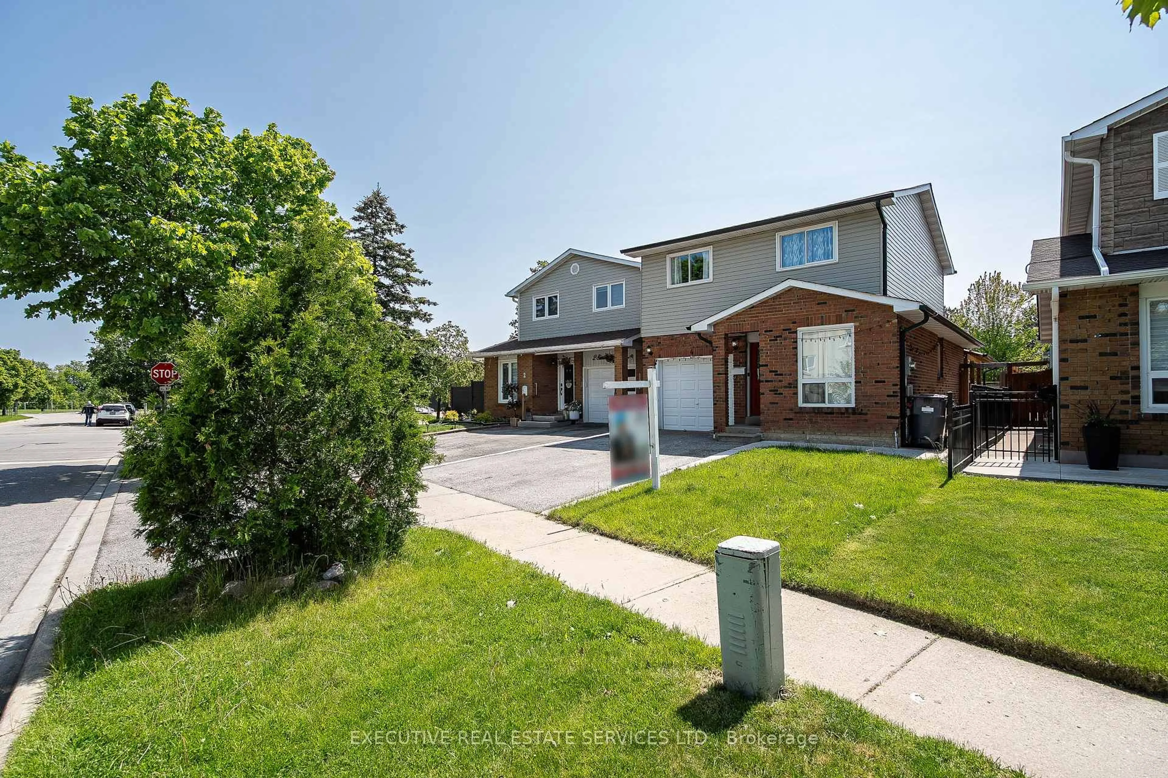 Home with brick exterior material, street for 4 Simmons Blvd, Brampton Ontario L6V 3V5