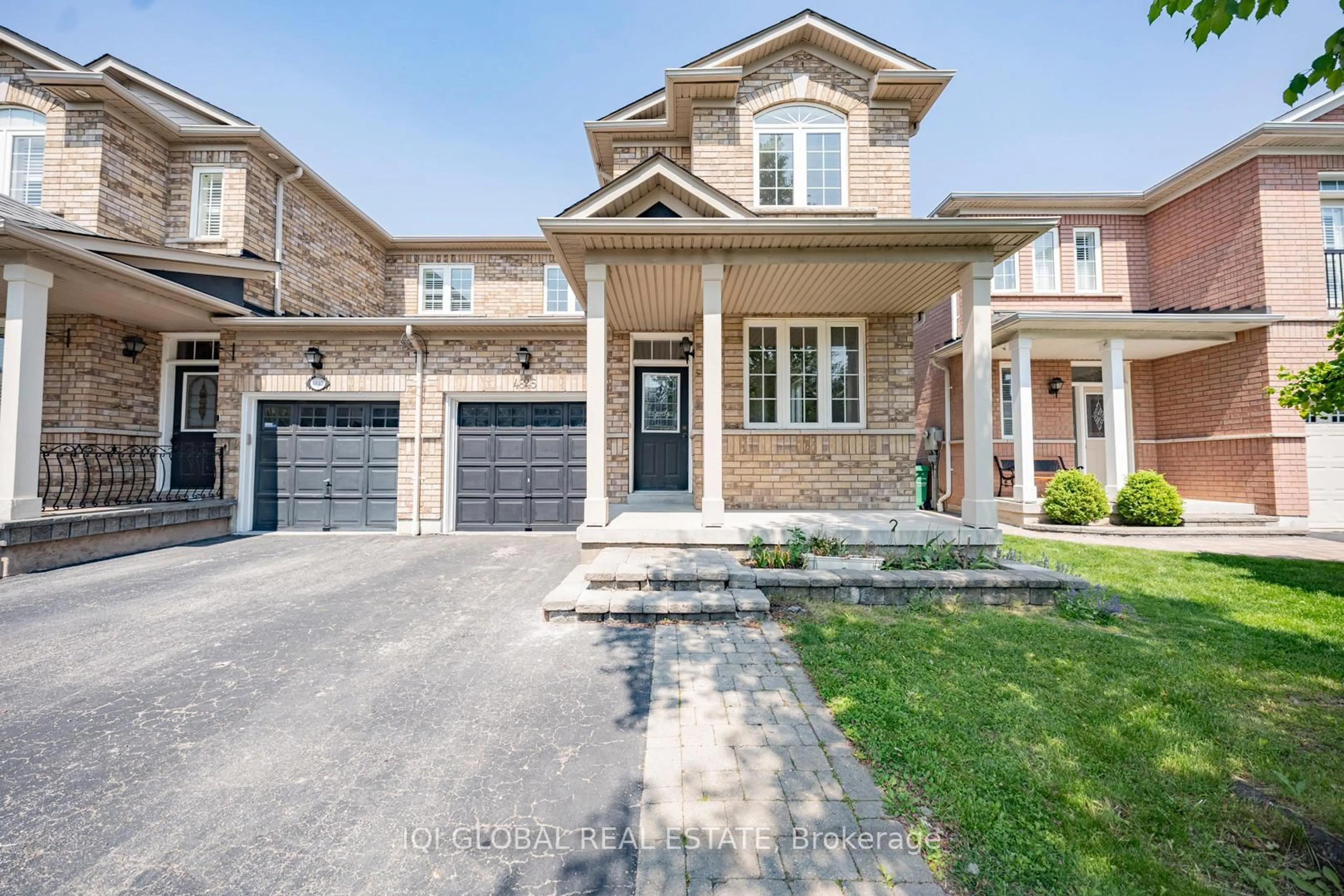 Home with brick exterior material, street for 4845 Yorkshire Ave, Mississauga Ontario L4R 4G8