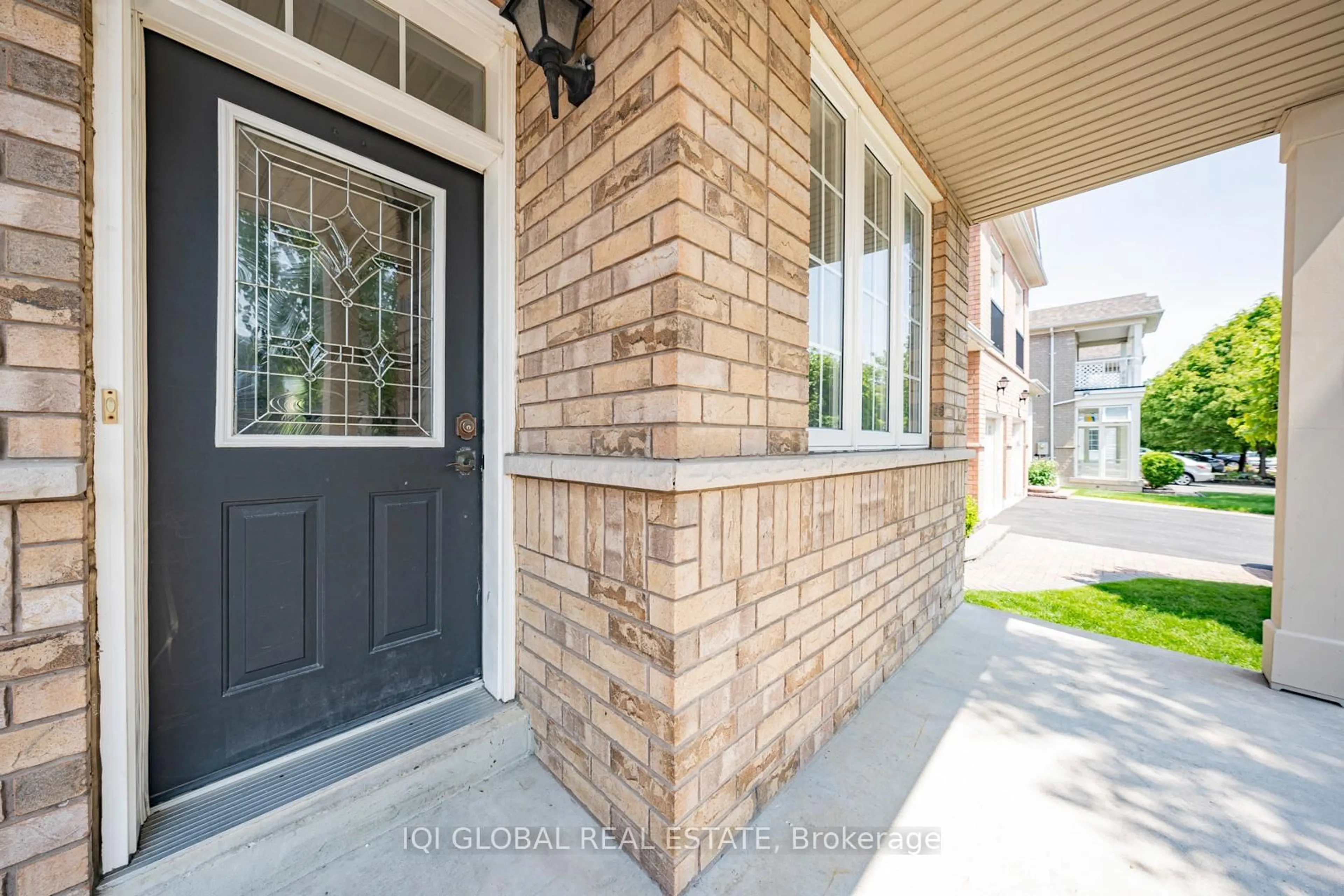 Home with brick exterior material, street for 4845 Yorkshire Ave, Mississauga Ontario L4R 4G8