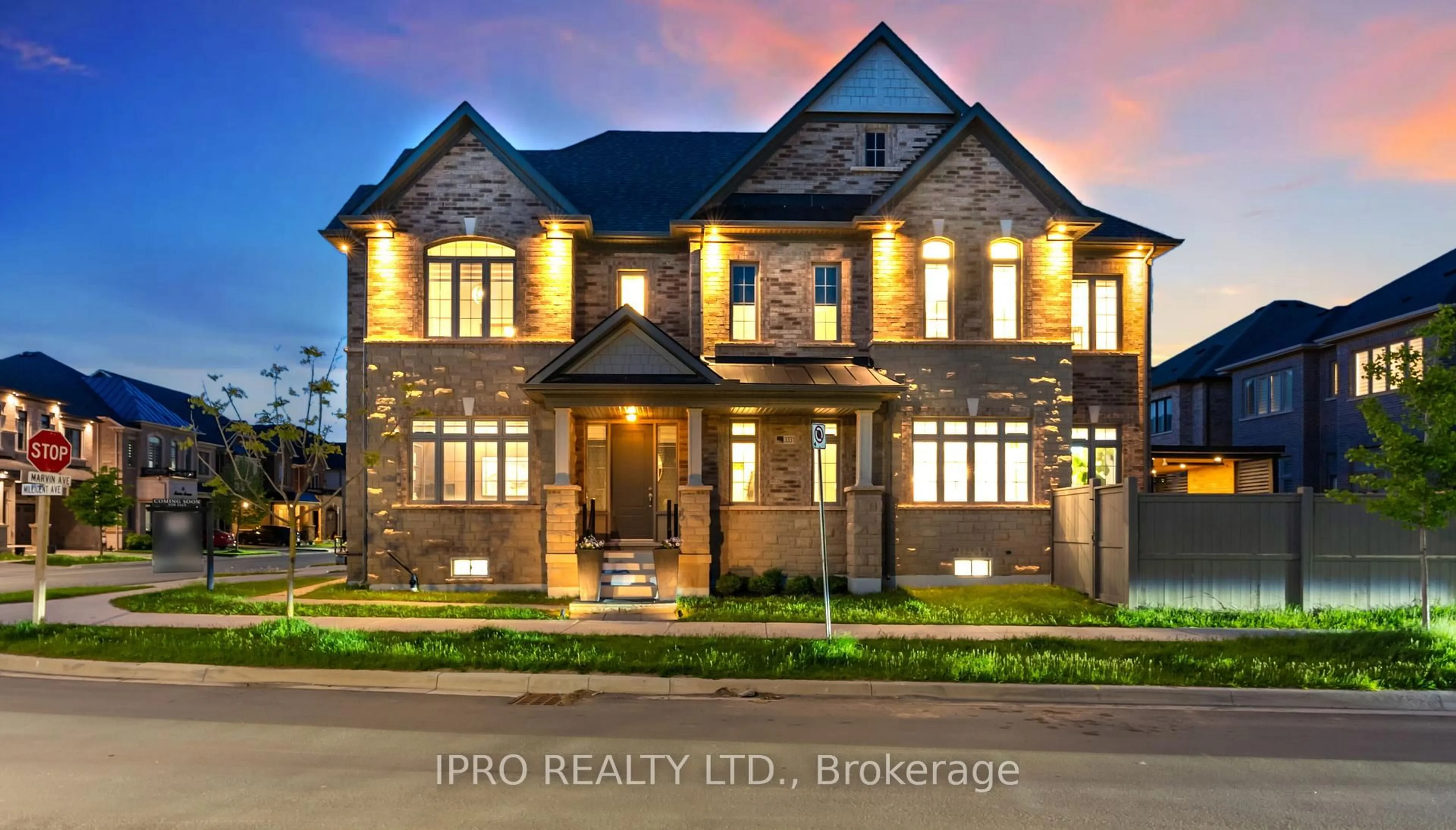 Home with brick exterior material, building for 3331 Millicent Ave, Oakville Ontario L6H 0Z8