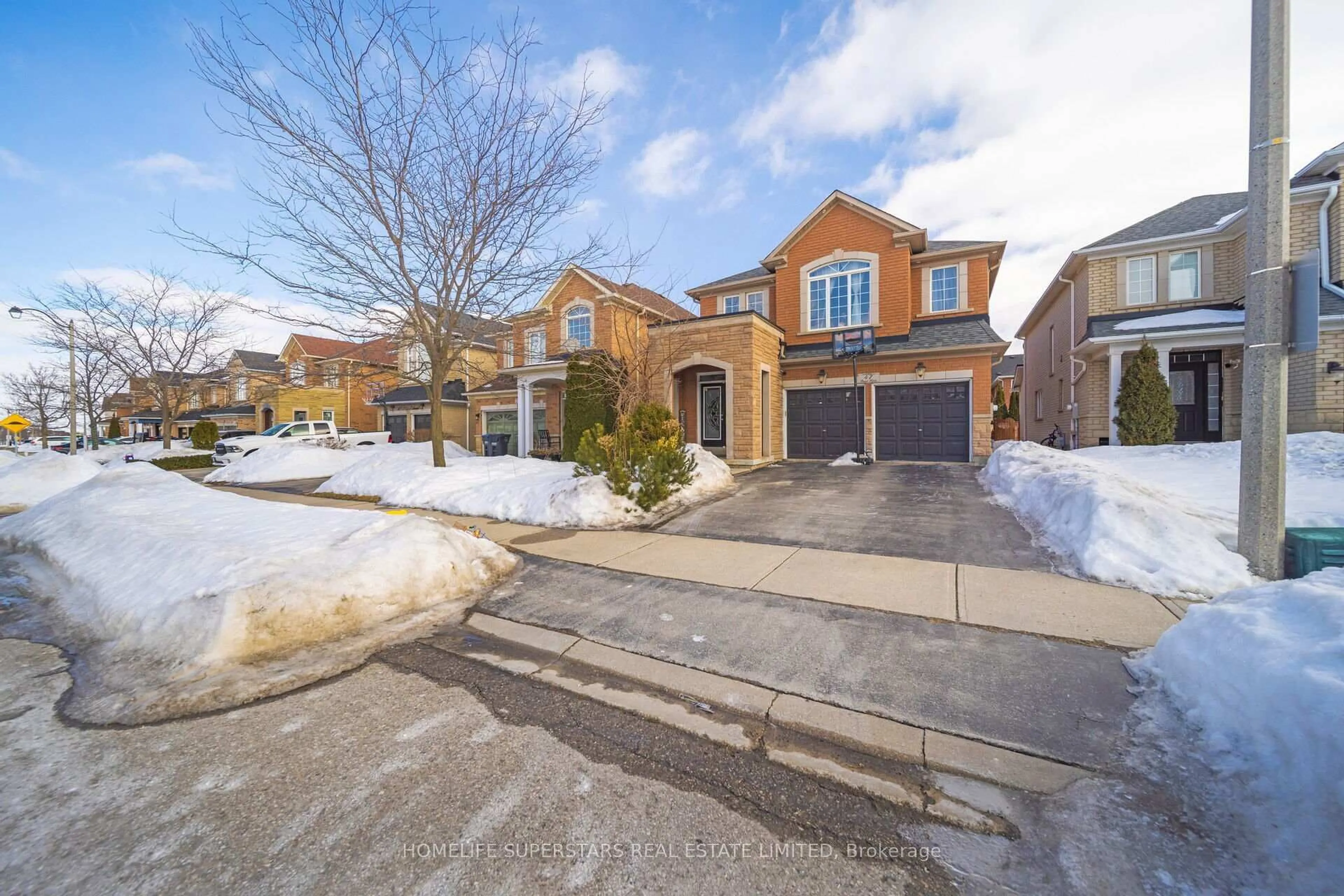 Unknown for 47 Buick Blvd, Brampton Ontario L7A 3B8