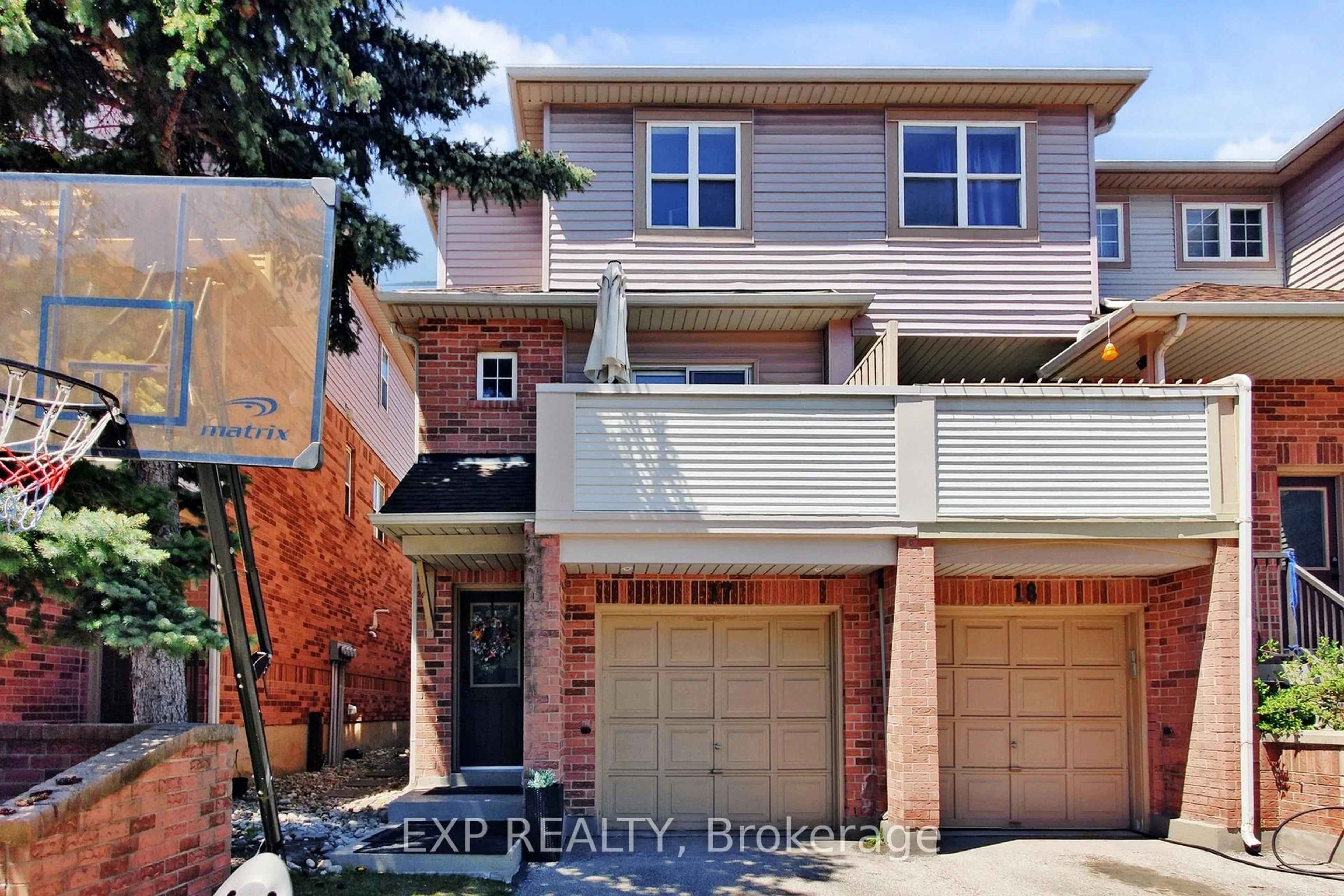 Home with brick exterior material, street for 2531 Northampton Blvd #17, Burlington Ontario L7M 4H5