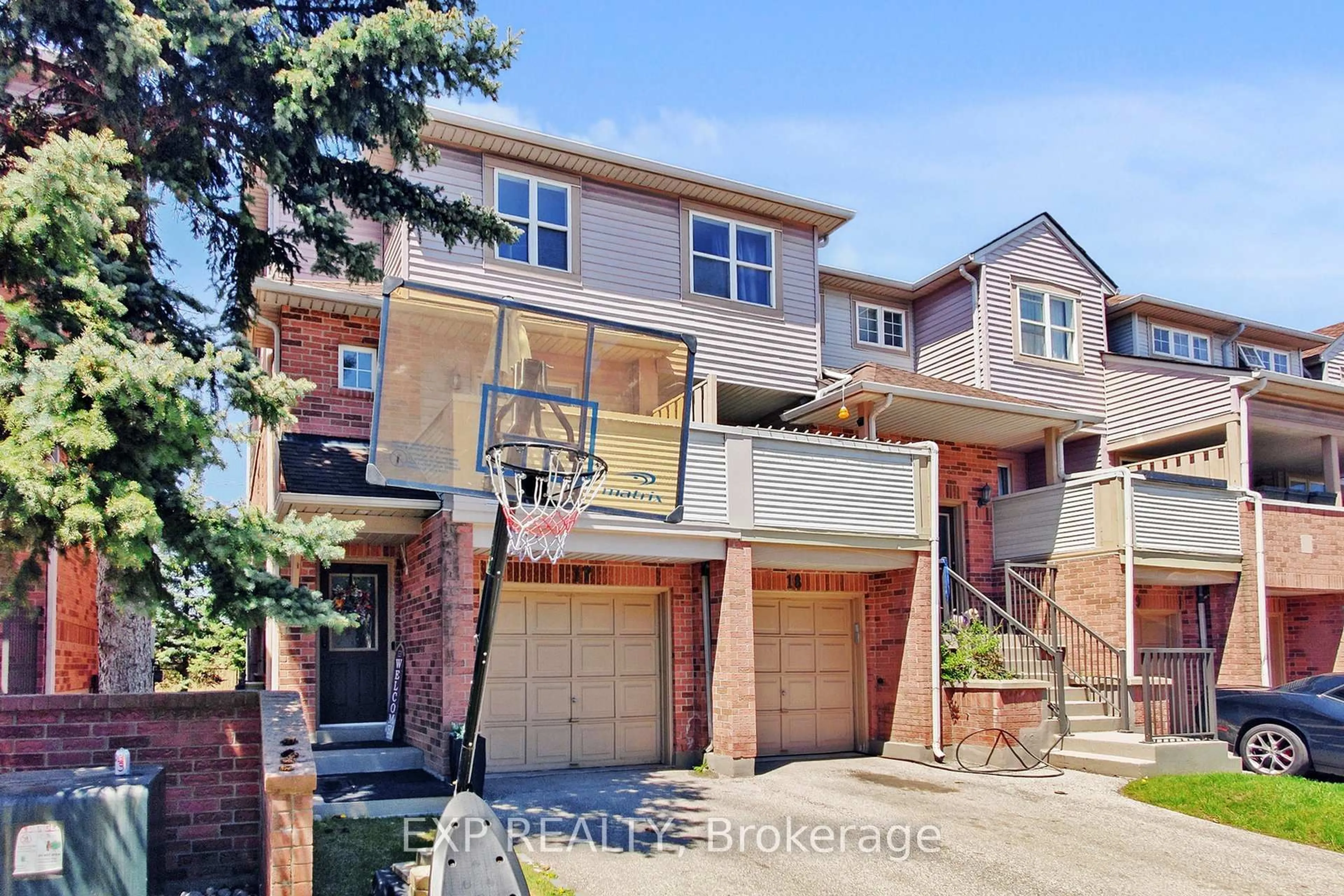 Home with brick exterior material, street for 2531 Northampton Blvd #17, Burlington Ontario L7M 4H5