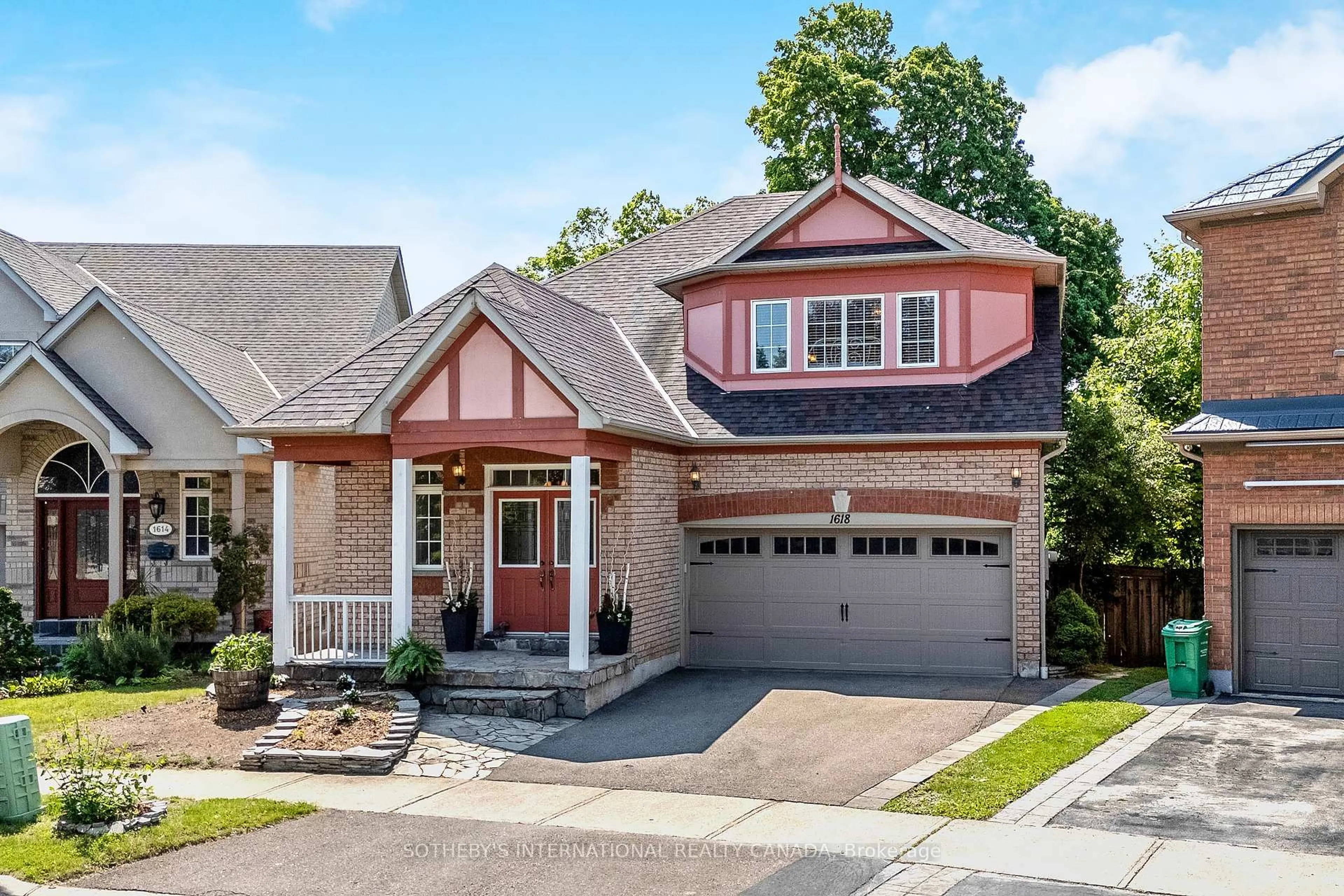 Home with brick exterior material, street for 1618 Stockbridge Crt, Mississauga Ontario L5N 8A1