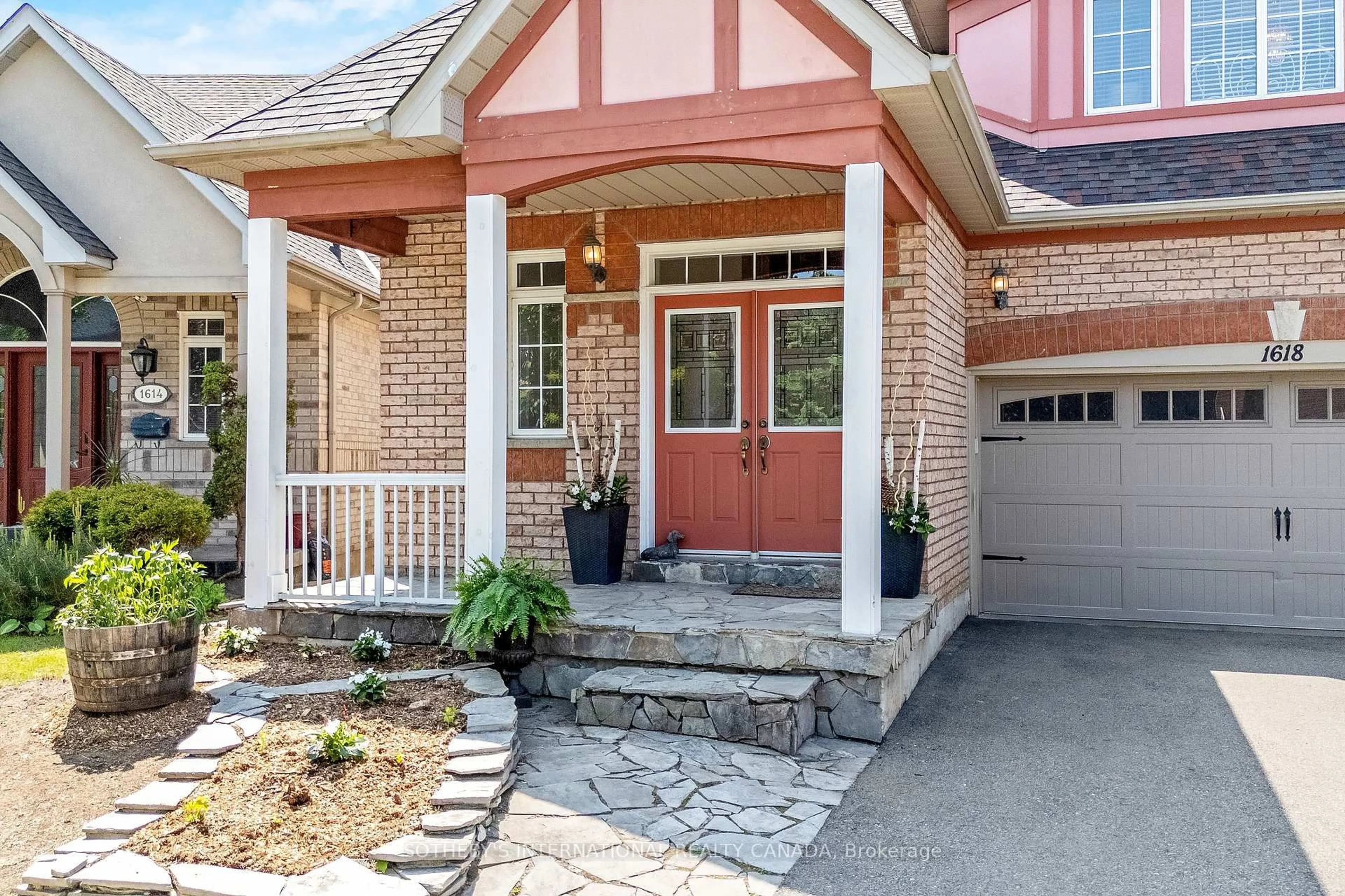 Home with brick exterior material, street for 1618 Stockbridge Crt, Mississauga Ontario L5N 8A1