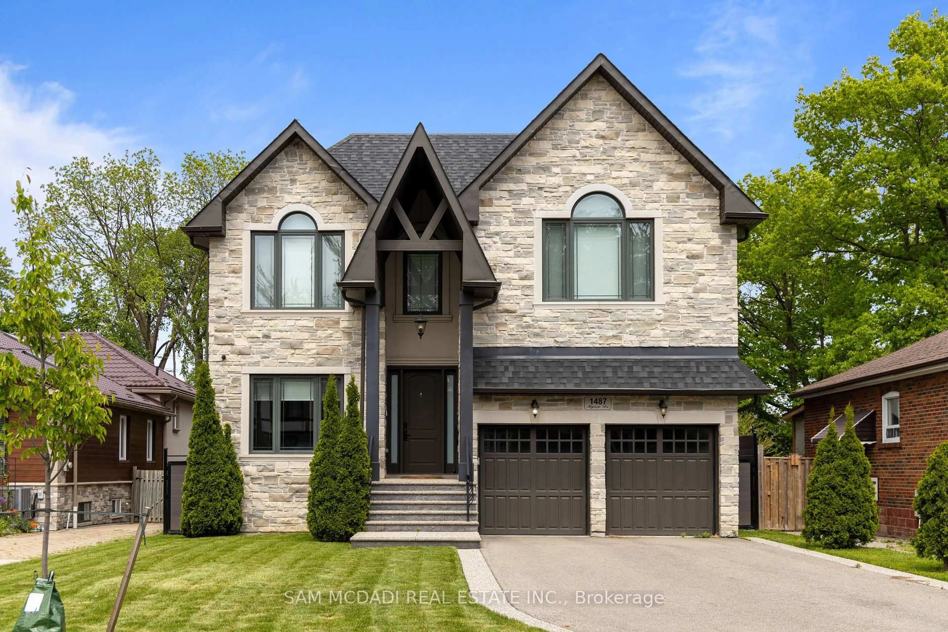 Home with brick exterior material, street for 1487 Myron Dr, Mississauga Ontario L5E 2N5