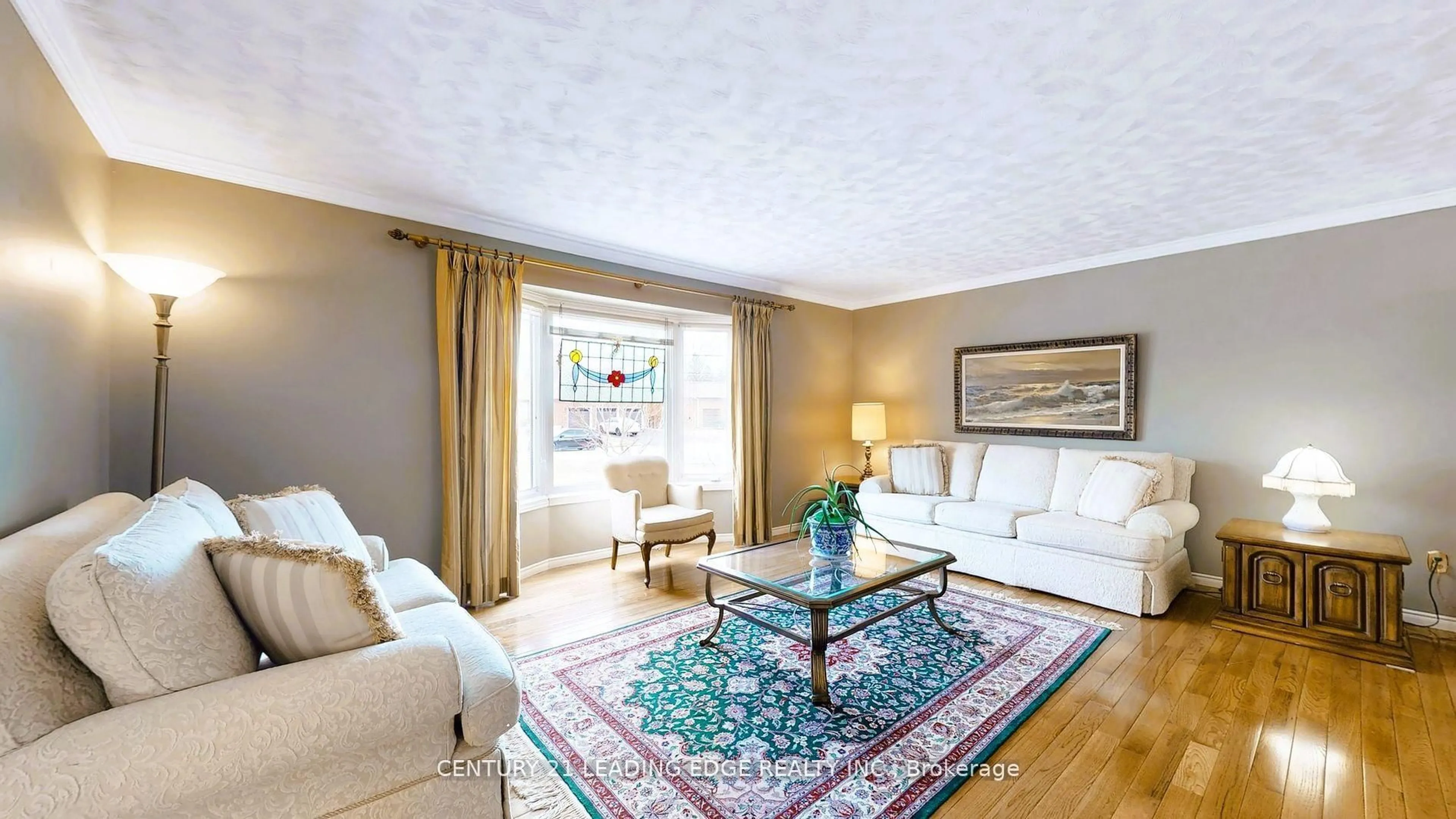 Living room with furniture, unknown for 25 Colleen Cres, Caledon Ontario L7C 1E8