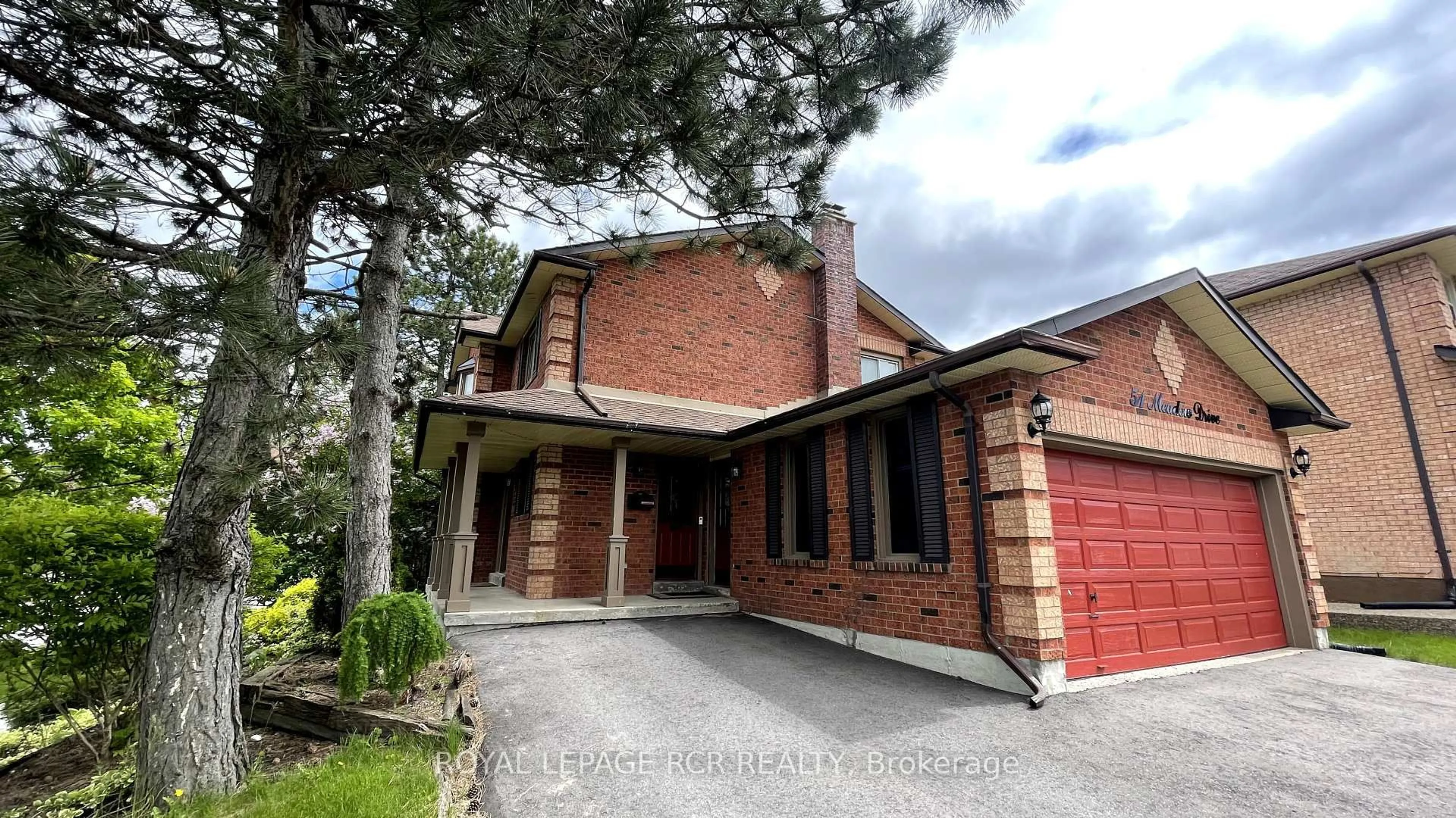 Home with brick exterior material, street for 51 Meadow Dr, Orangeville Ontario L9W 4C7