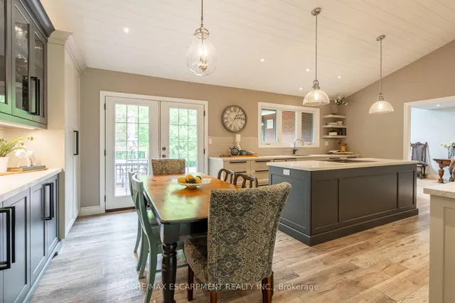 Additional property image - 7575 Milburough Line