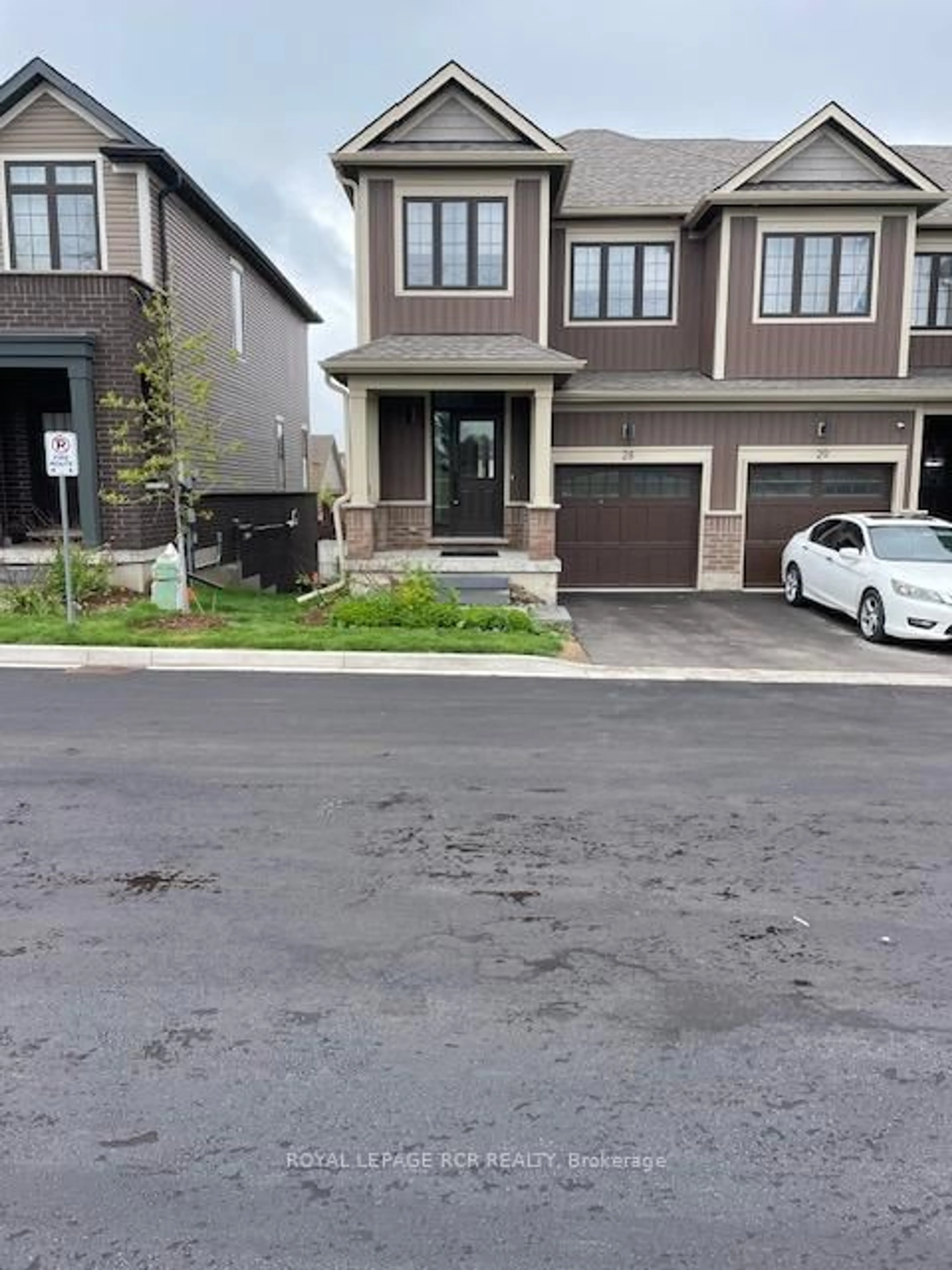 Unknown for 690 Broadway #28, Orangeville Ontario L9W 5C8