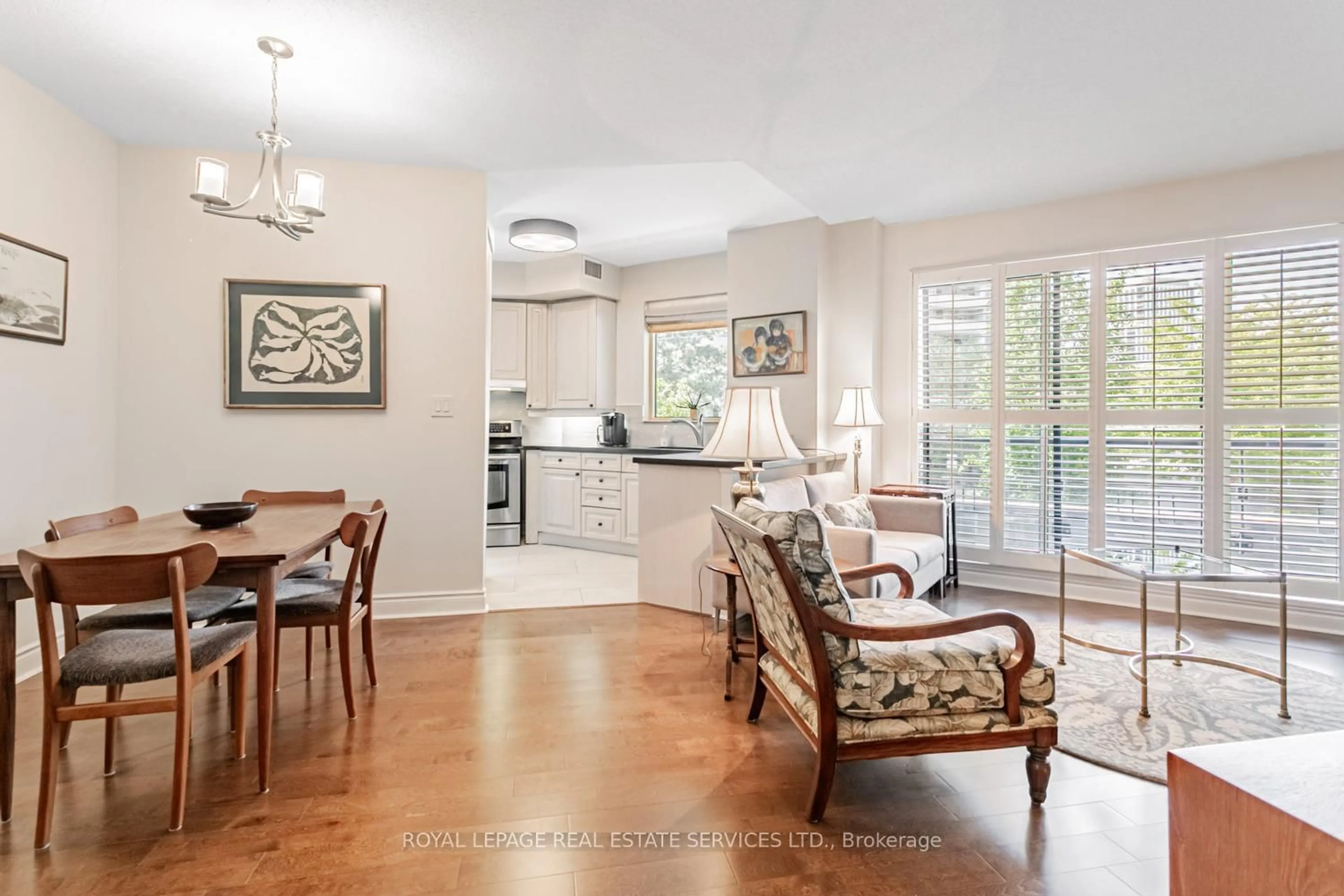 Open concept kitchen, wood/laminate floor for 2 Aberfoyle Cres #204, Toronto Ontario M8X 2Z8