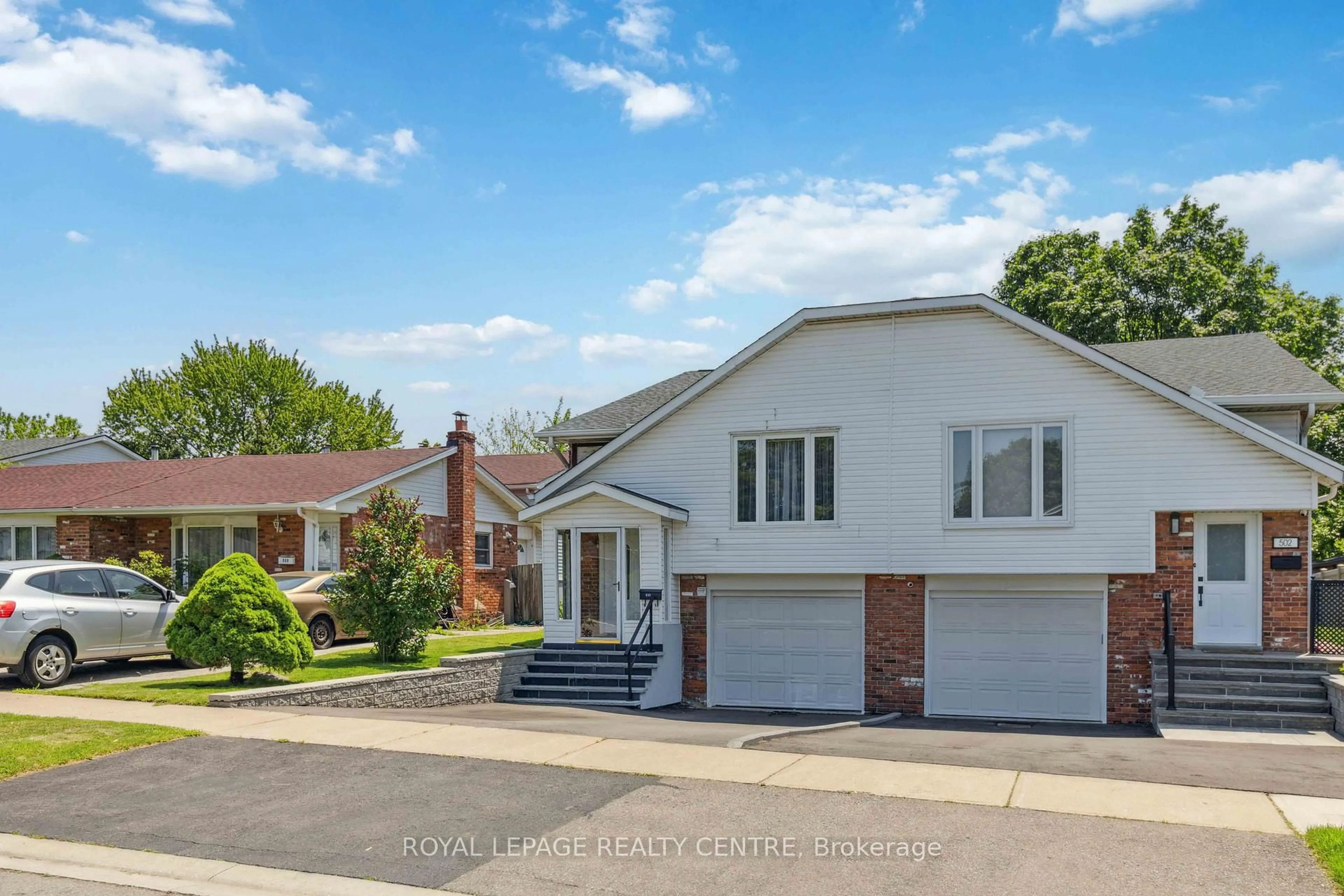 Unknown for 504 Galedowns Crt, Mississauga Ontario L5A 3H9