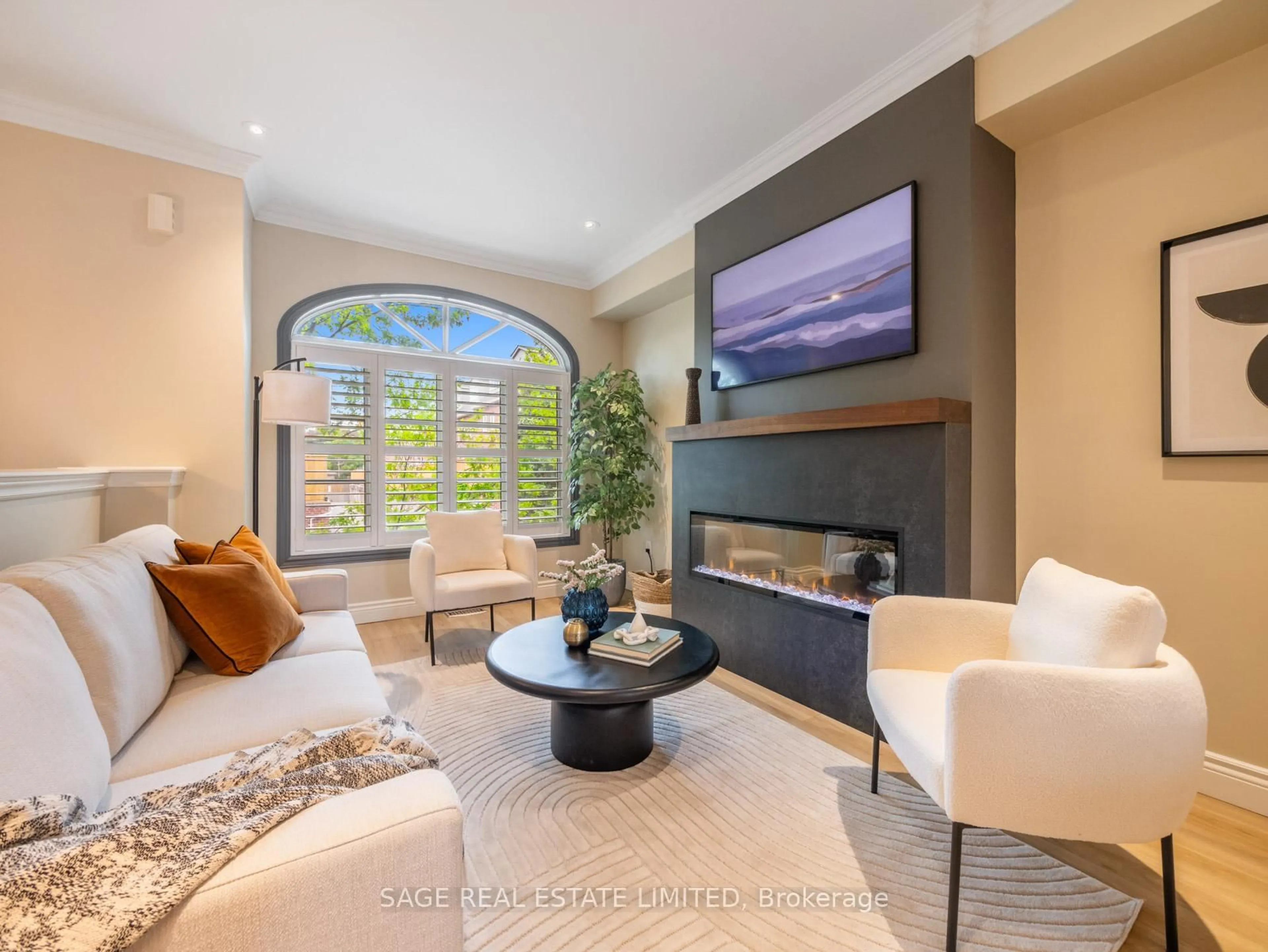 Living room with furniture, ceramic/tile floor for 7 San Remo Terr, Toronto Ontario M8Z 6C5