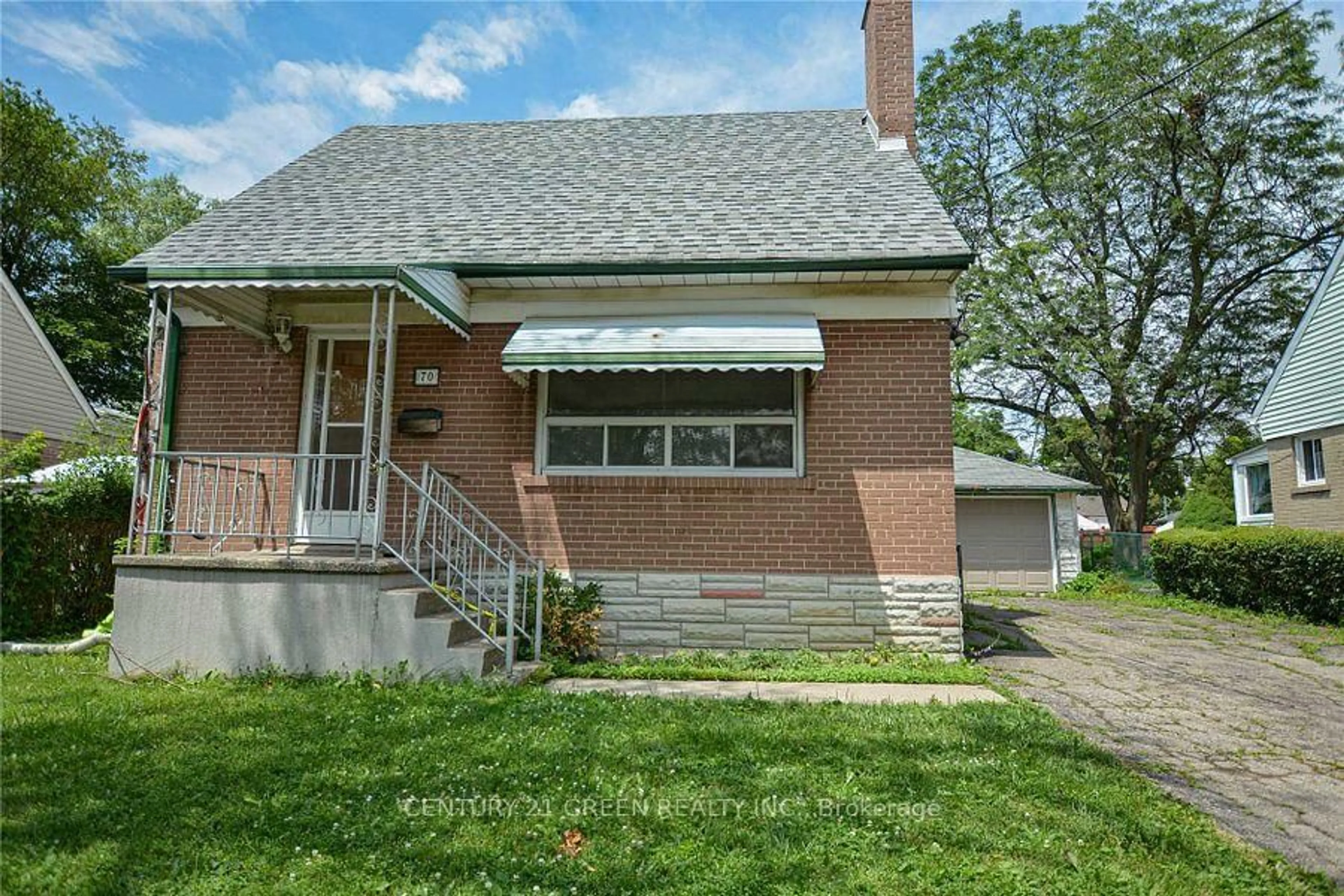 Home with brick exterior material, street for 70 Mccaul St, Brampton Ontario L6V 1J3