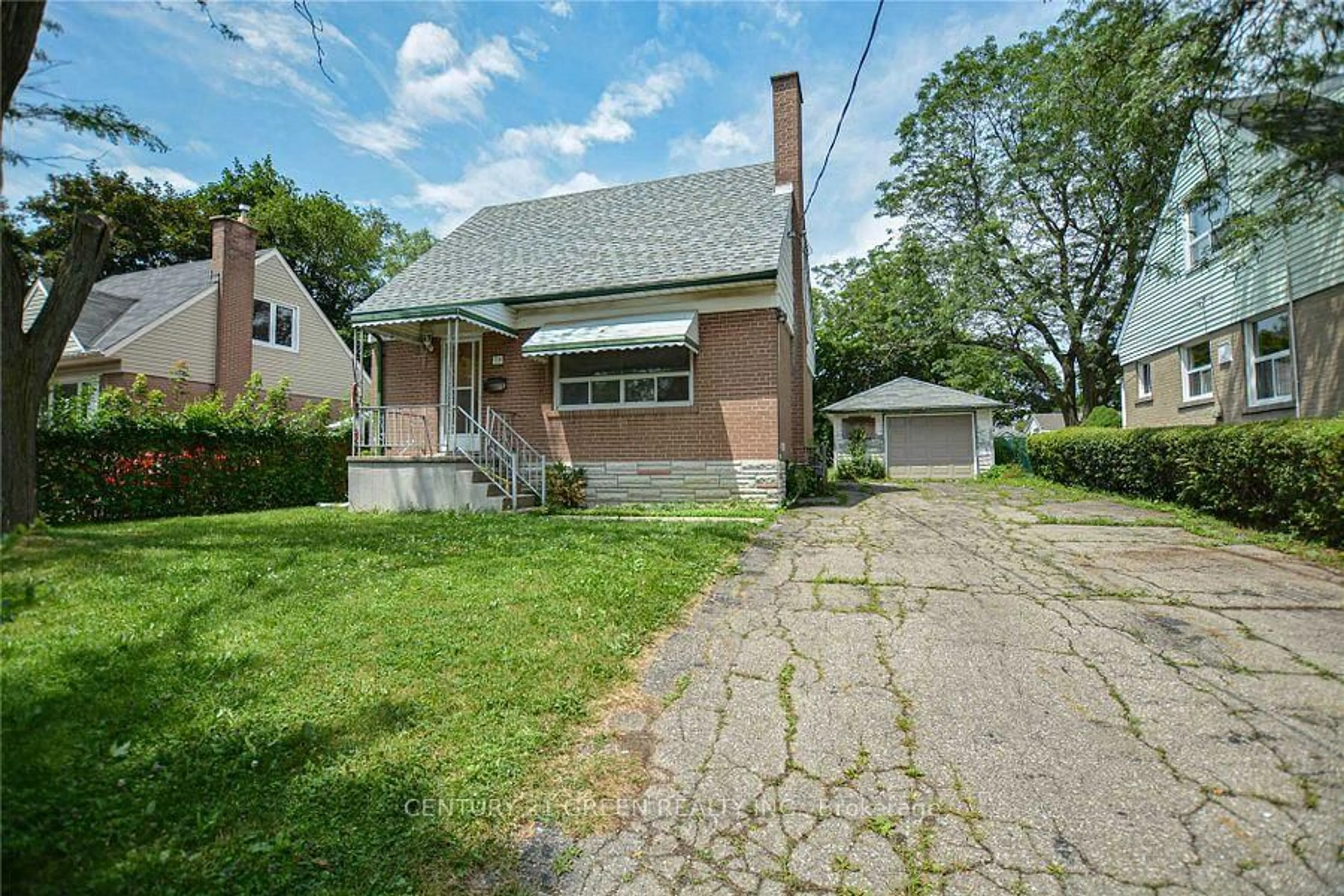 Home with brick exterior material, street for 70 Mccaul St, Brampton Ontario L6V 1J3