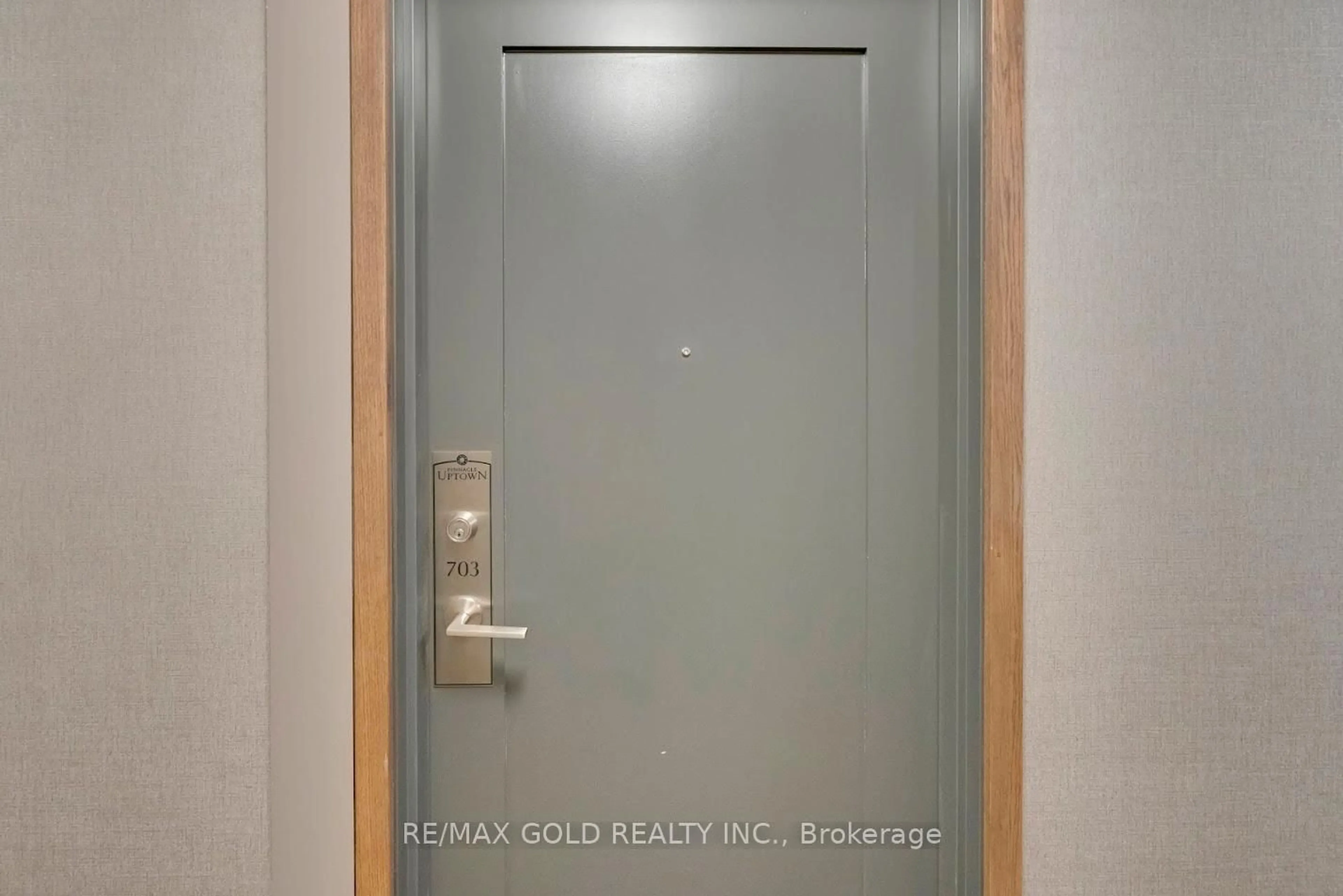 Indoor entryway for 5025 Four Springs Ave #703, Mississauga Ontario L5R 0G5