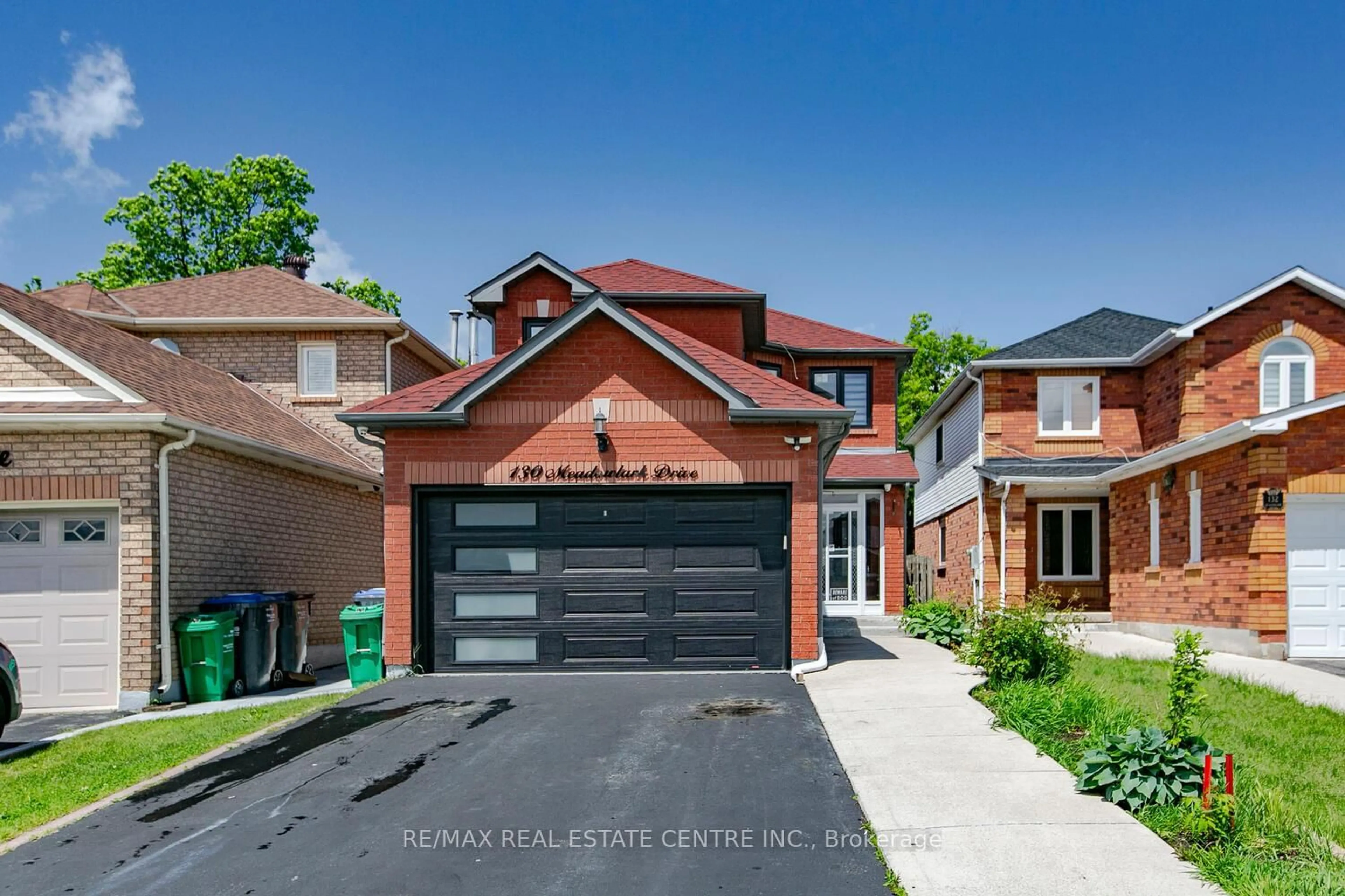 Home with brick exterior material, street for 130 Meadowlark Dr, Brampton Ontario L6Y 4V6
