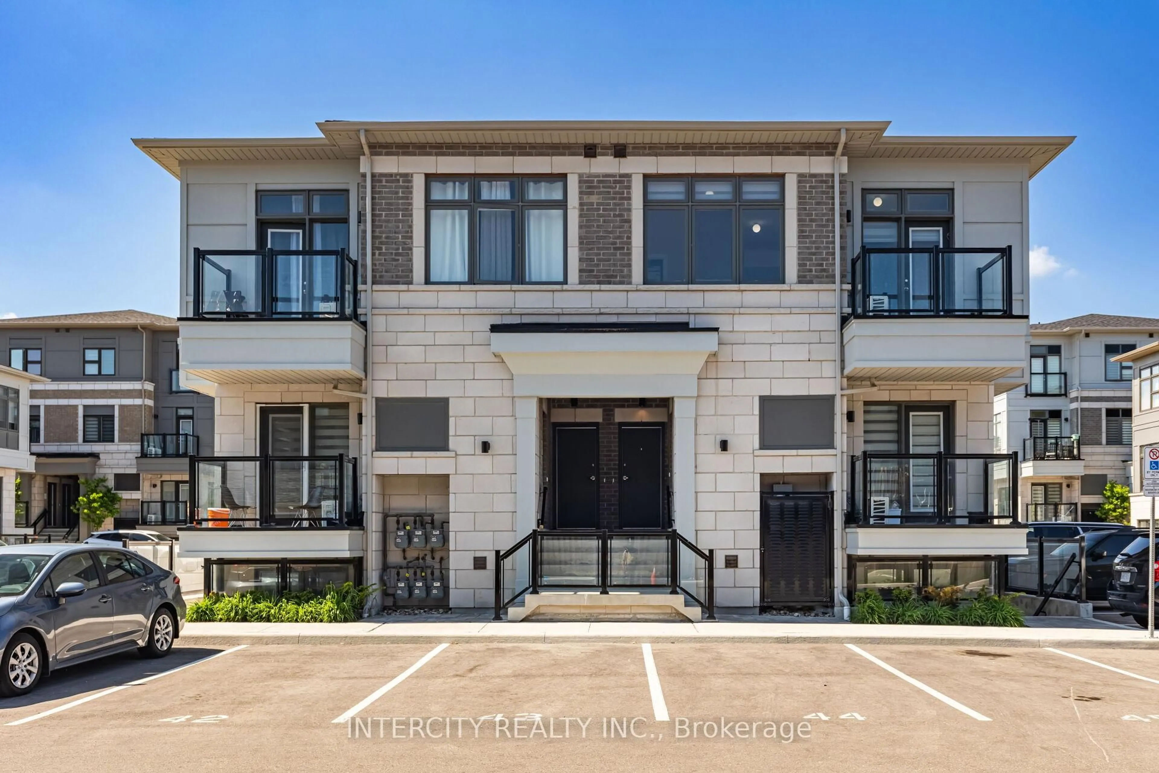 Home with brick exterior material, street for 50 Halliford Pl #G62(610), Brampton Ontario L6P 0M7