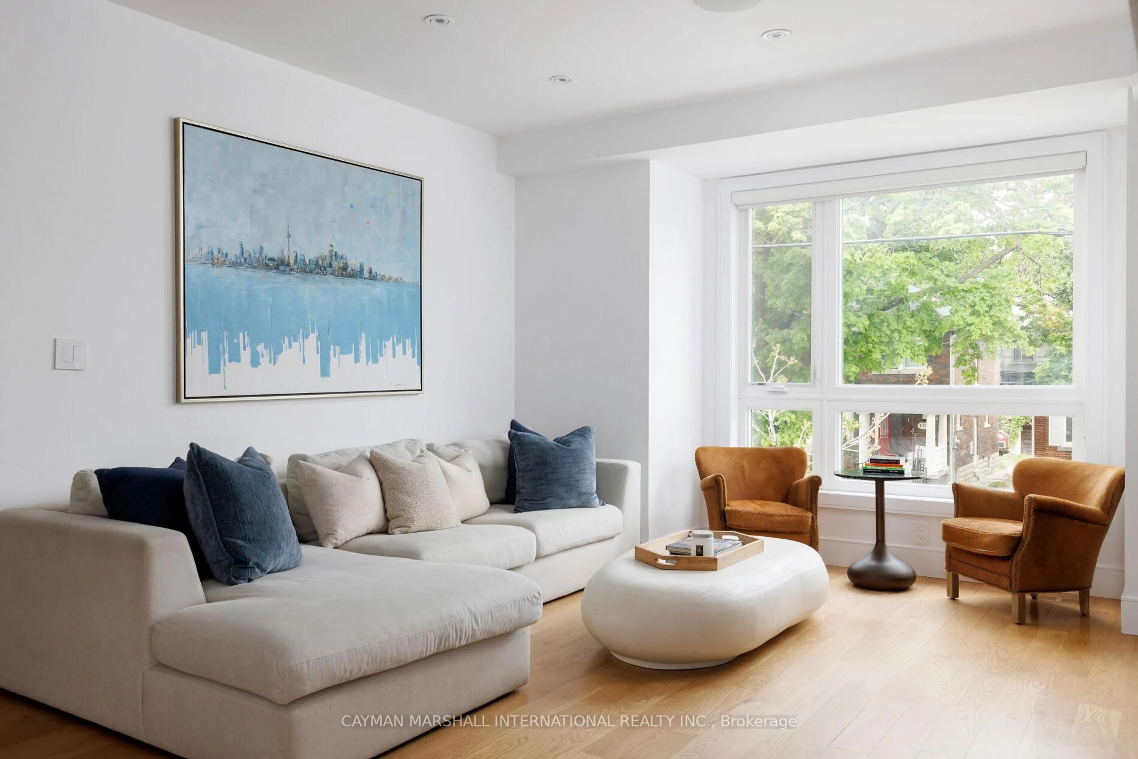 Living room with furniture, unknown for 106 Ninth St, Toronto Ontario M8V 3E4