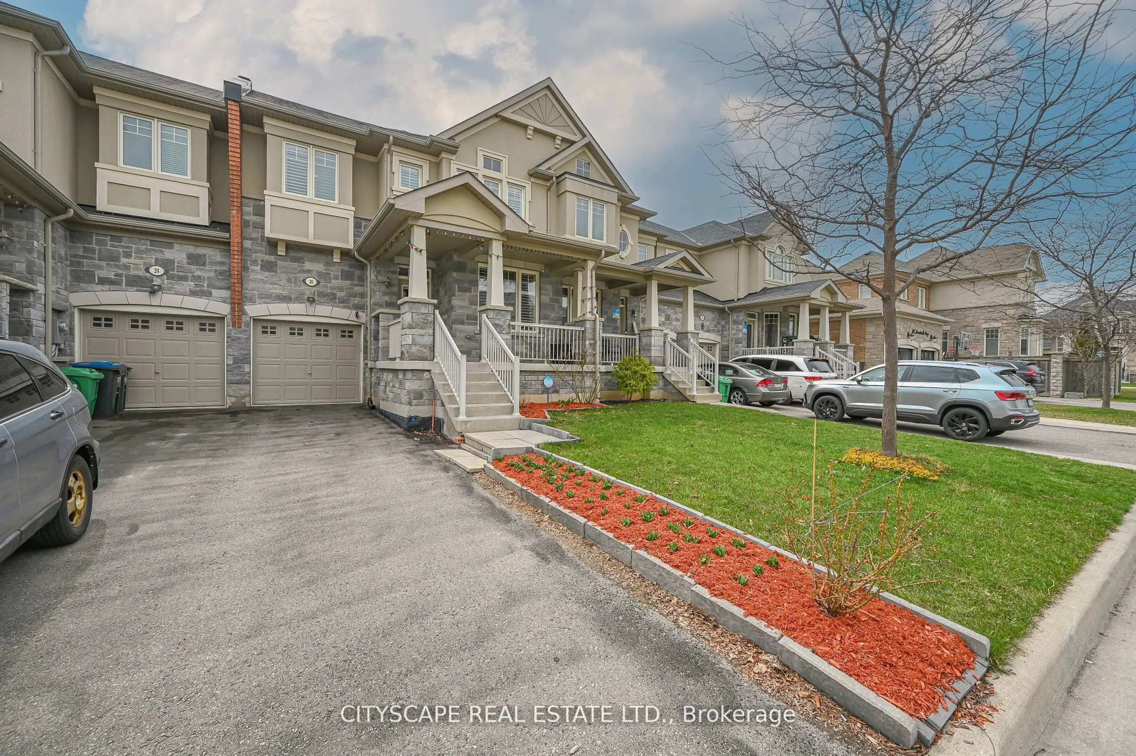 A pic from outside/outdoor area/front of a property/back of a property/a pic from drone, street for 26 Merrickville Way, Brampton Ontario L6Y 0V5