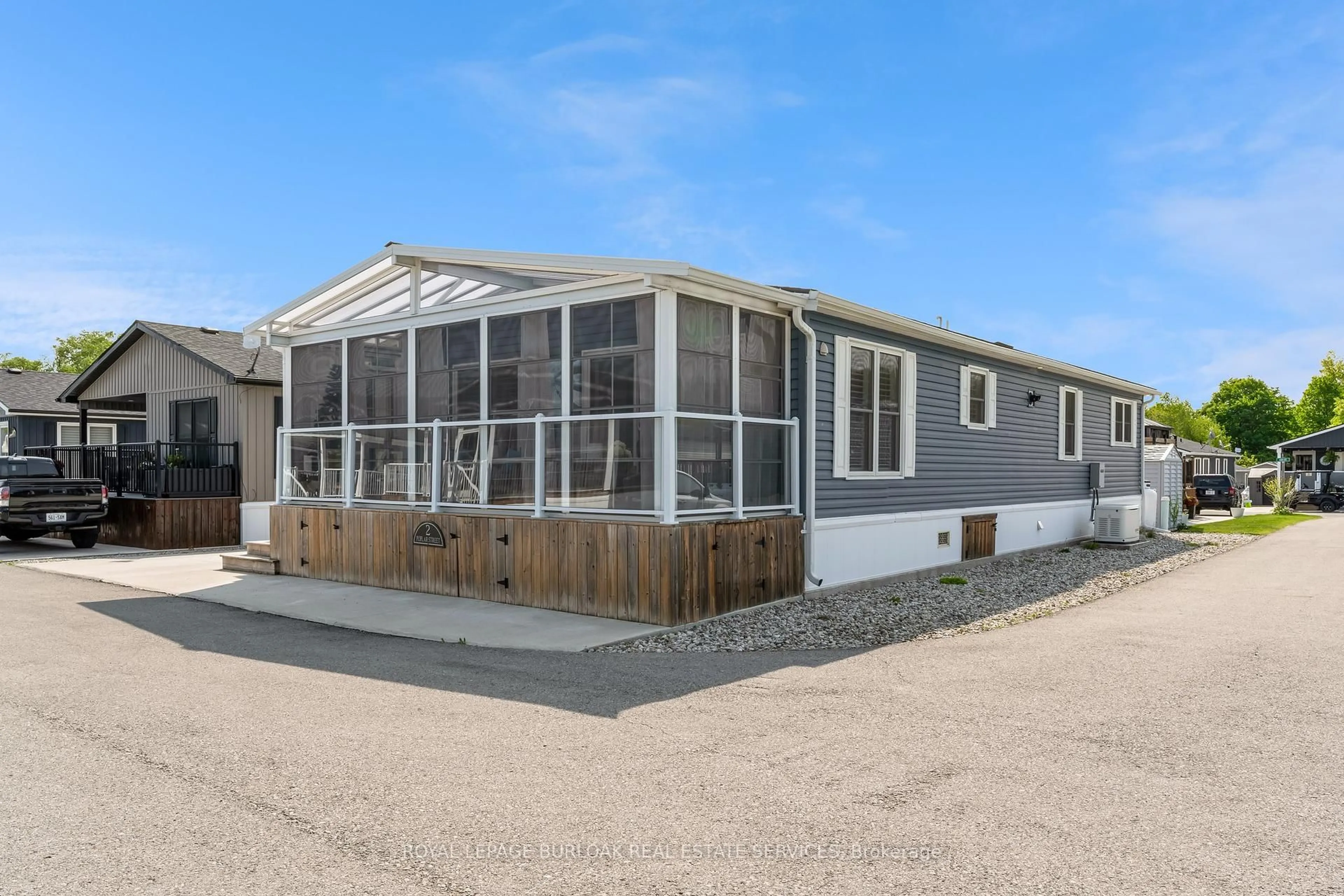 Home with vinyl exterior material, street for 4449 Milburough Line ##2 Poplar Street, Burlington Ontario L7P 0C5
