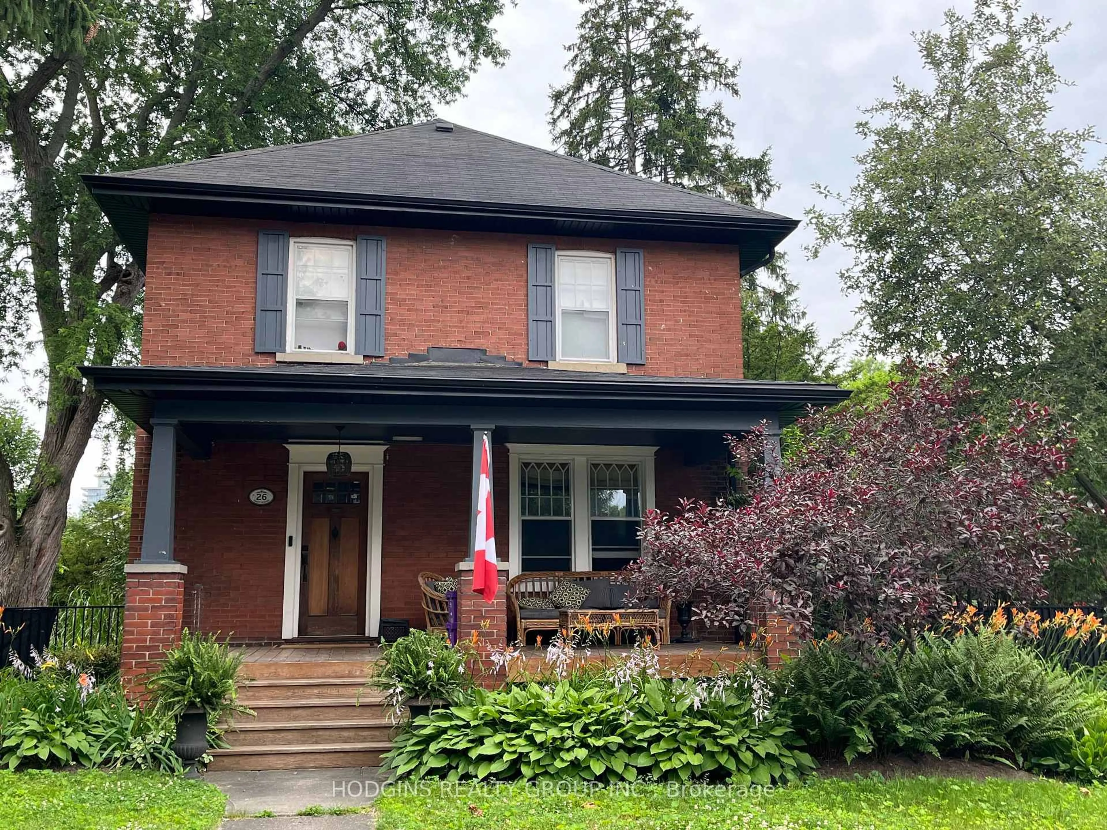 Home with brick exterior material, street for 26 Brant Ave, Mississauga Ontario L5G 3N8