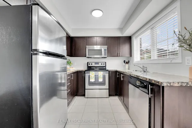 Additional property image - 35 Hays Blvd Unit 11