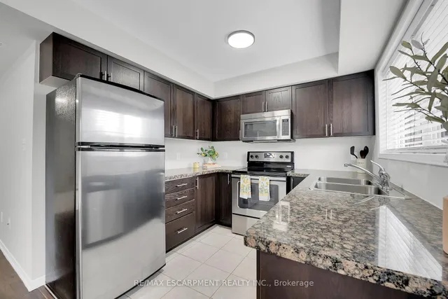 Additional property image - 35 Hays Blvd Unit 11