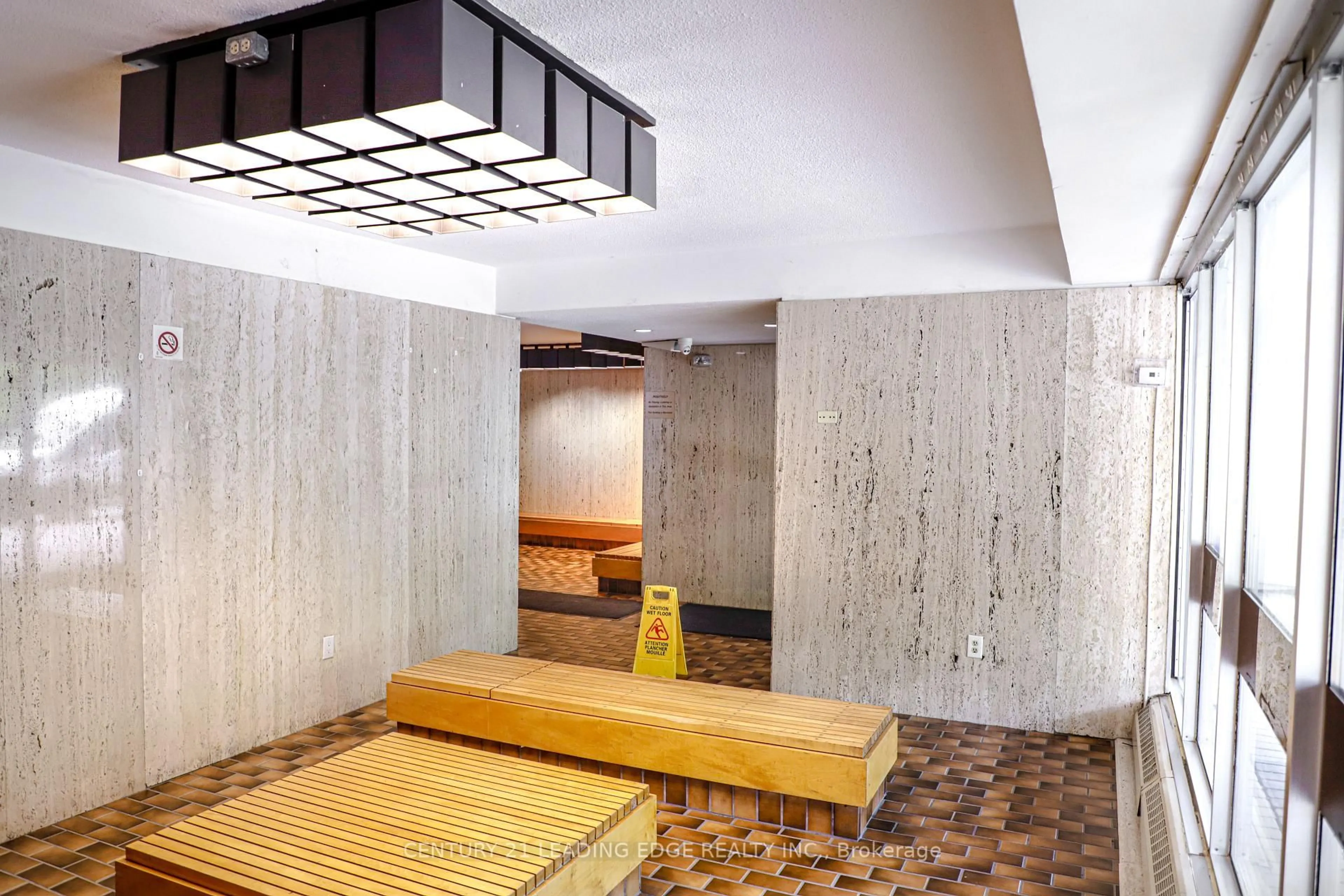 Lobby for 31 Four Winds Dr #904, Toronto Ontario M3J 1K9