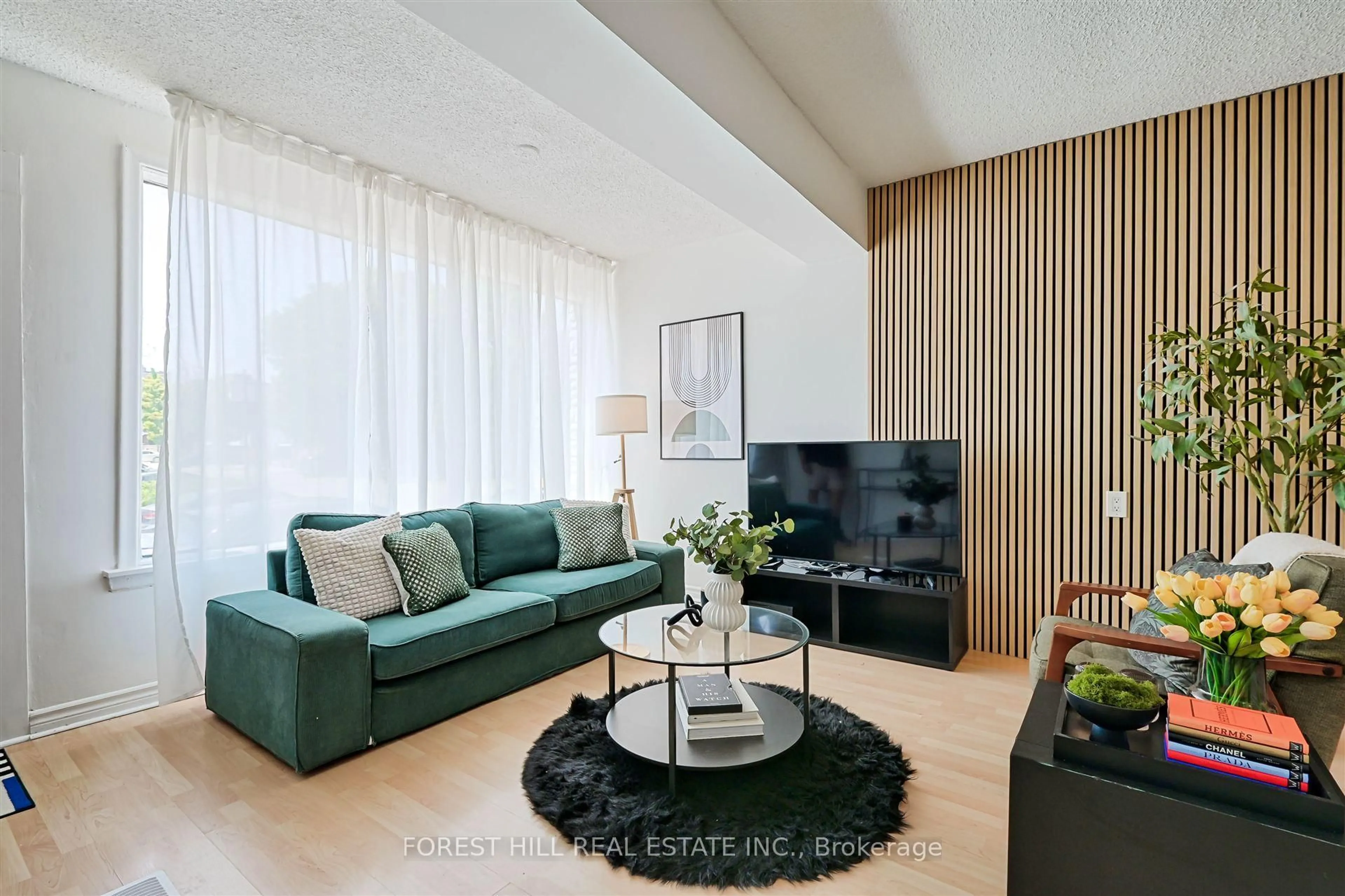 Living room with furniture, unknown for 135 Fifth St, Toronto Ontario M8V 2Z5