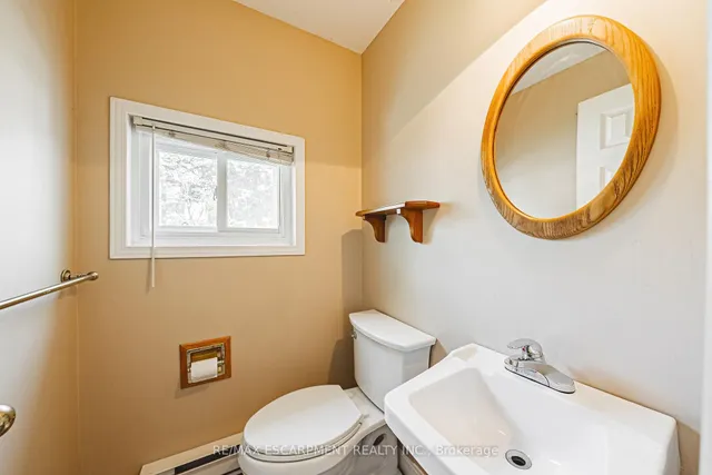Additional property image - 451 Woodview Rd Unit 2