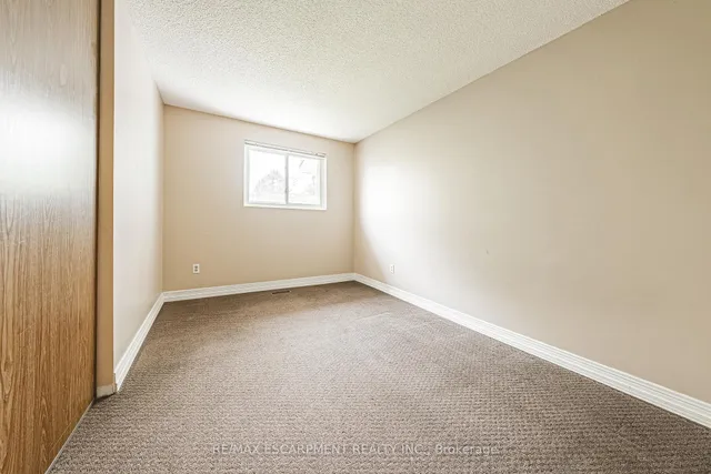 Additional property image - 451 Woodview Rd Unit 2