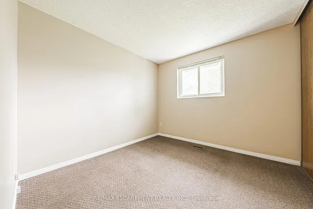 Additional property image - 451 Woodview Rd Unit 2