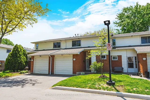 Additional property image - 451 Woodview Rd Unit 2