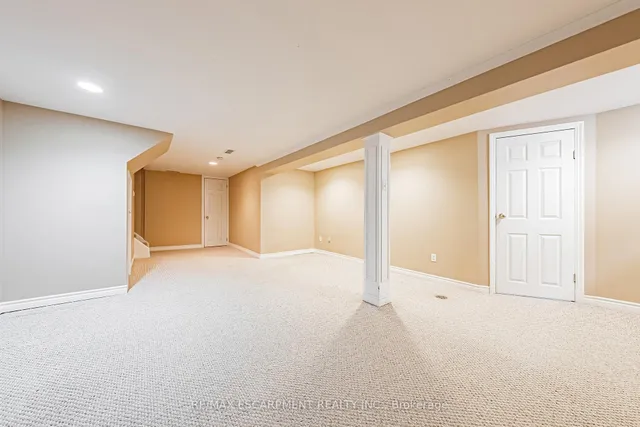 Additional property image - 451 Woodview Rd Unit 2