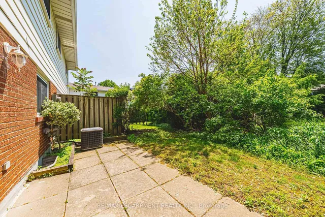 Additional property image - 451 Woodview Rd Unit 2