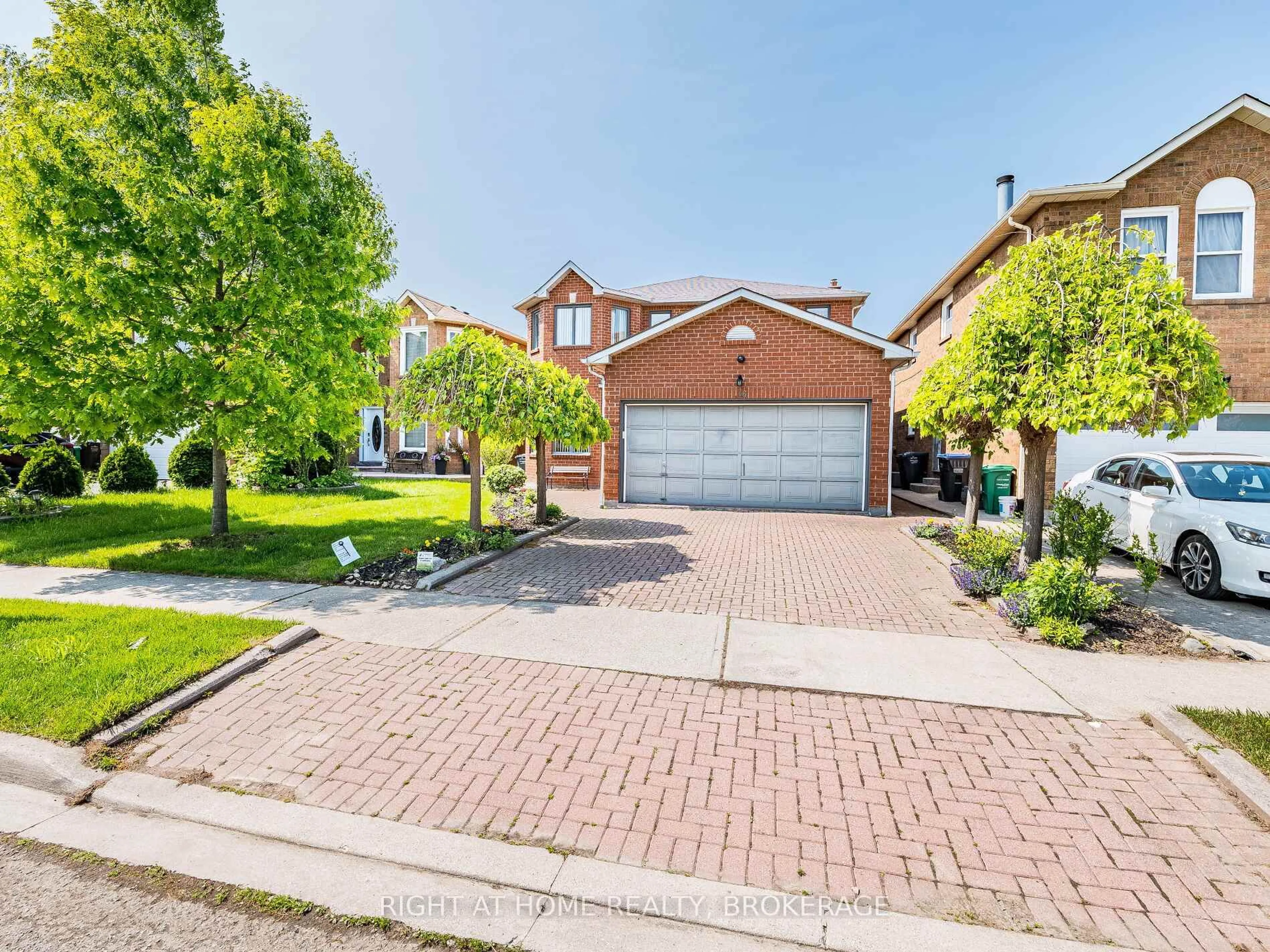 Home with brick exterior material, street for 56 Cannon Cres, Brampton Ontario L6Y 4L7
