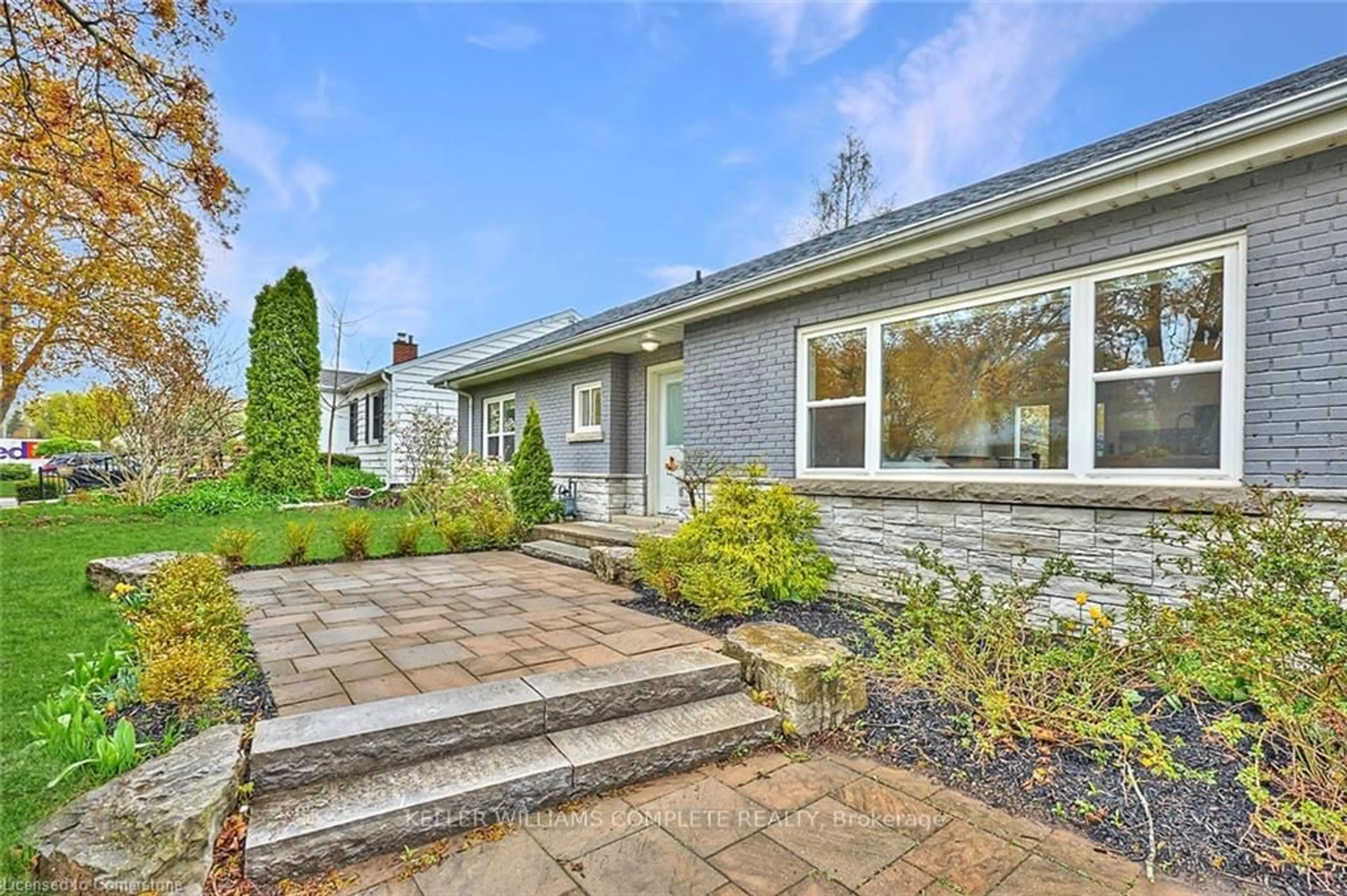 Unknown for 965 KINGSWAY Dr, Burlington Ontario L7T 3J1
