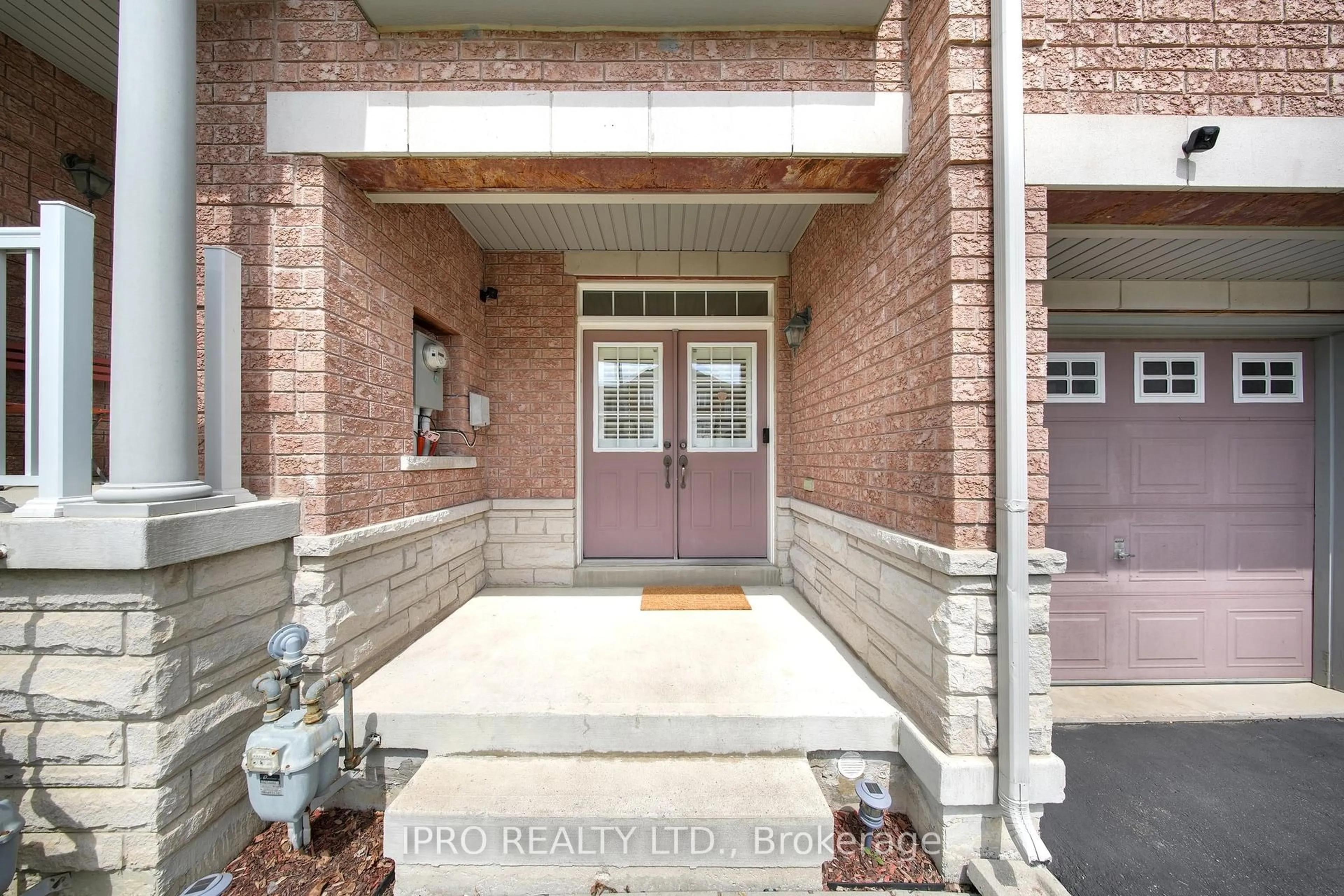 Home with brick exterior material, street for 51 Lorenzo Circ, Brampton Ontario L6R 3N4