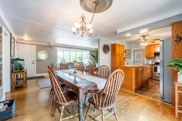 Additional property image - 2718 No 8 Sdrd