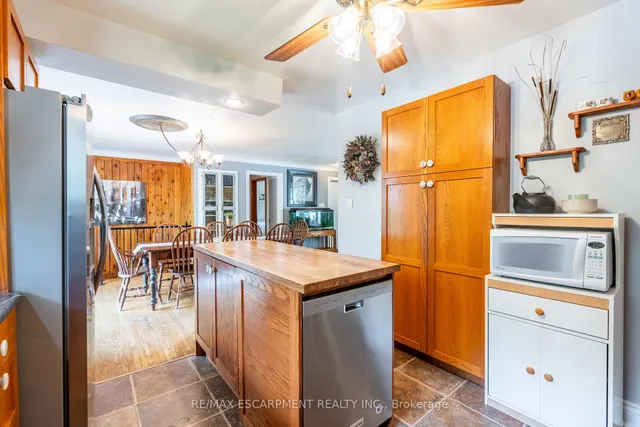 Additional property image - 2718 No 8 Sdrd
