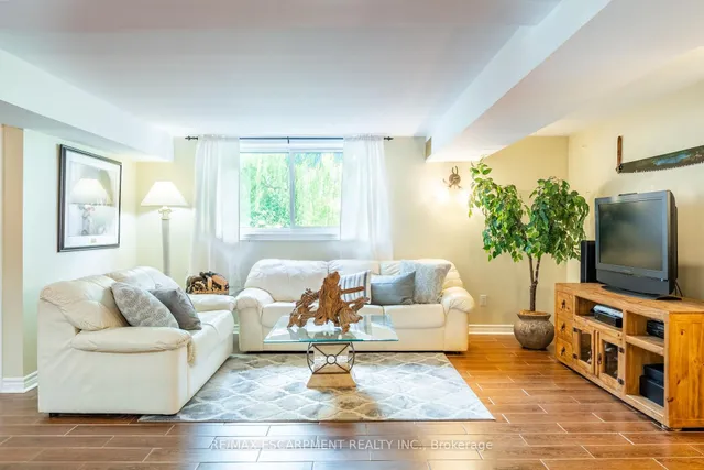 Additional property image - 2718 No 8 Sdrd
