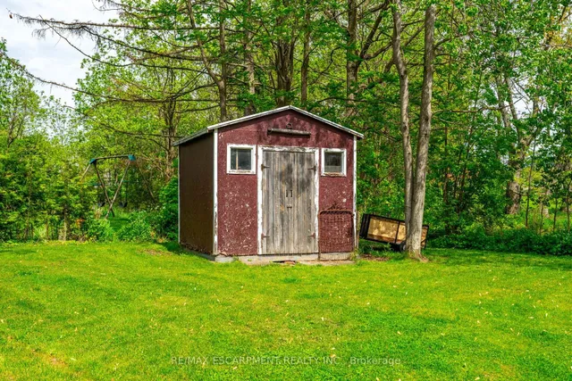 Additional property image - 2718 No 8 Sdrd