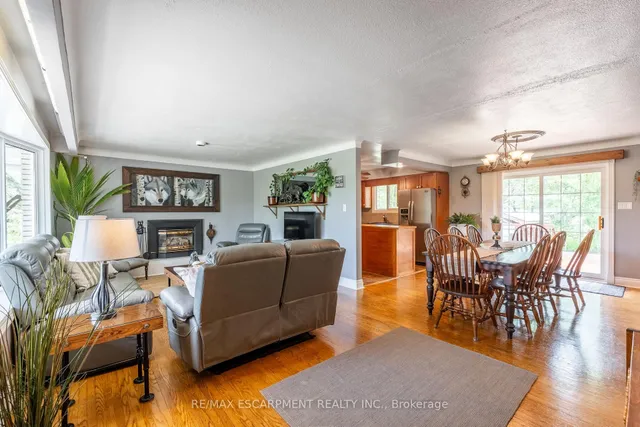 Additional property image - 2718 No 8 Sdrd