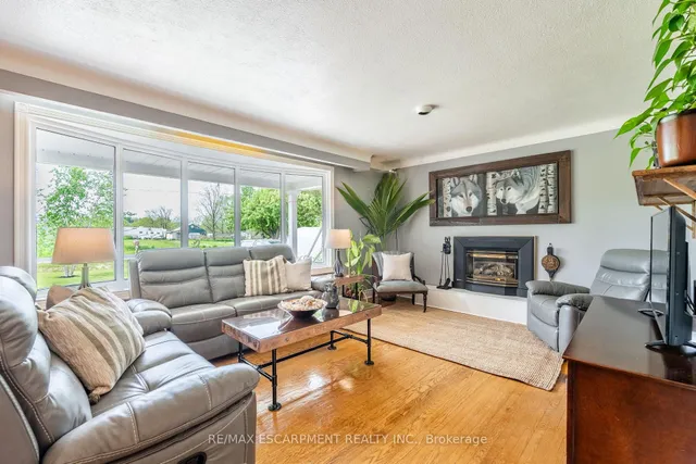 Additional property image - 2718 No 8 Sdrd