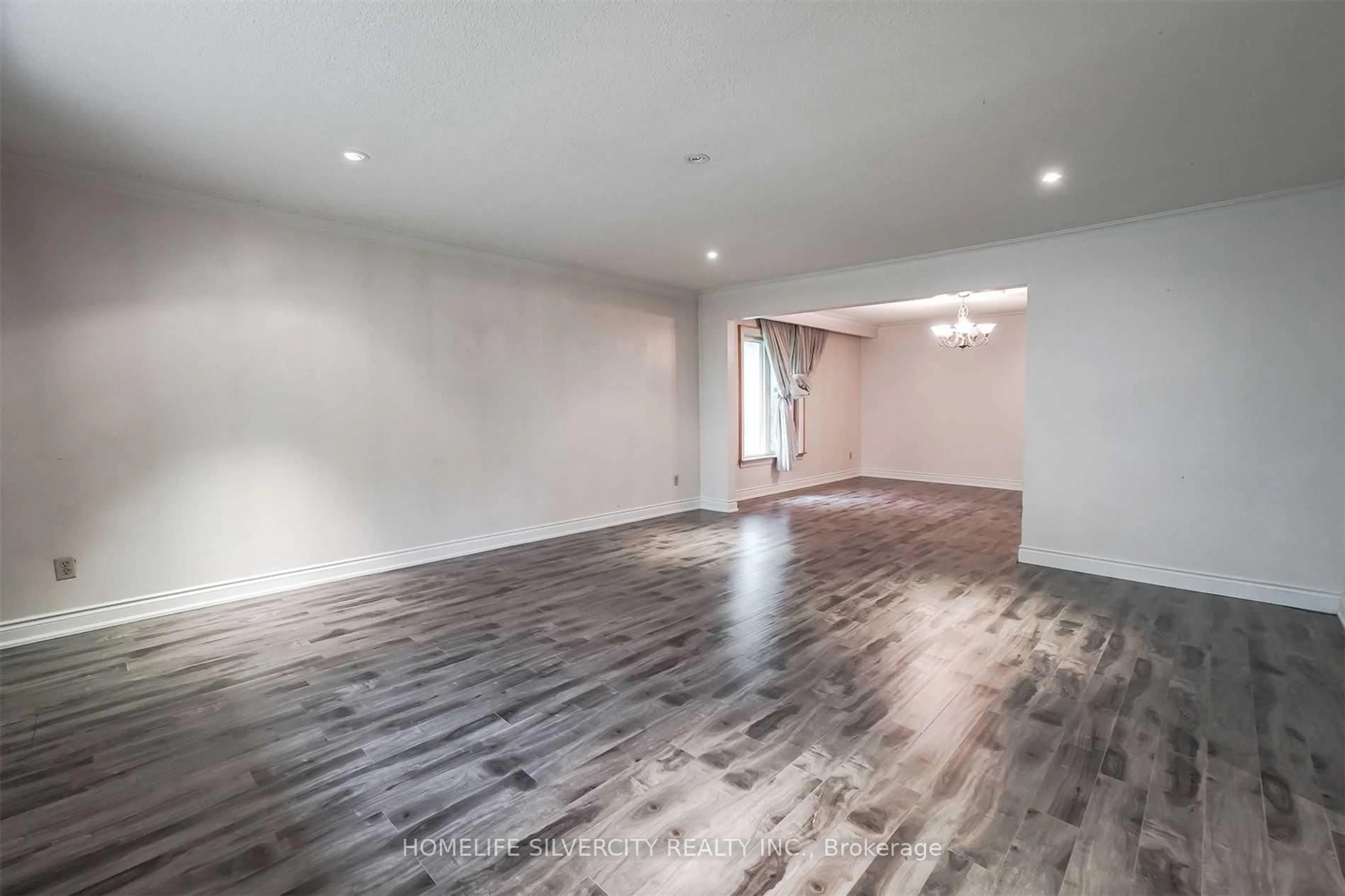 A pic of a room for 4395 Castlemore Rd, Brampton Ontario L6P 0W9